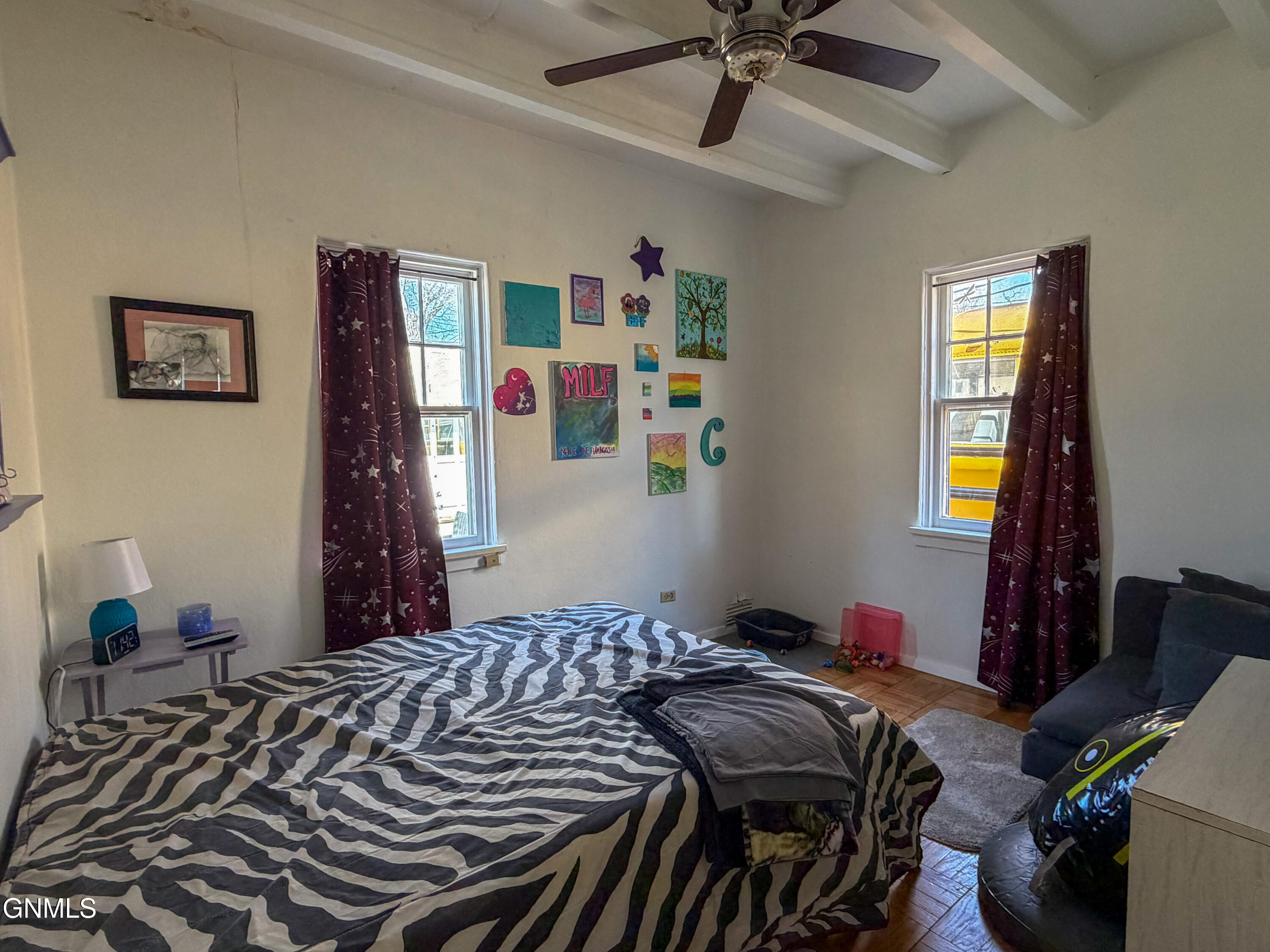 main property photo 9