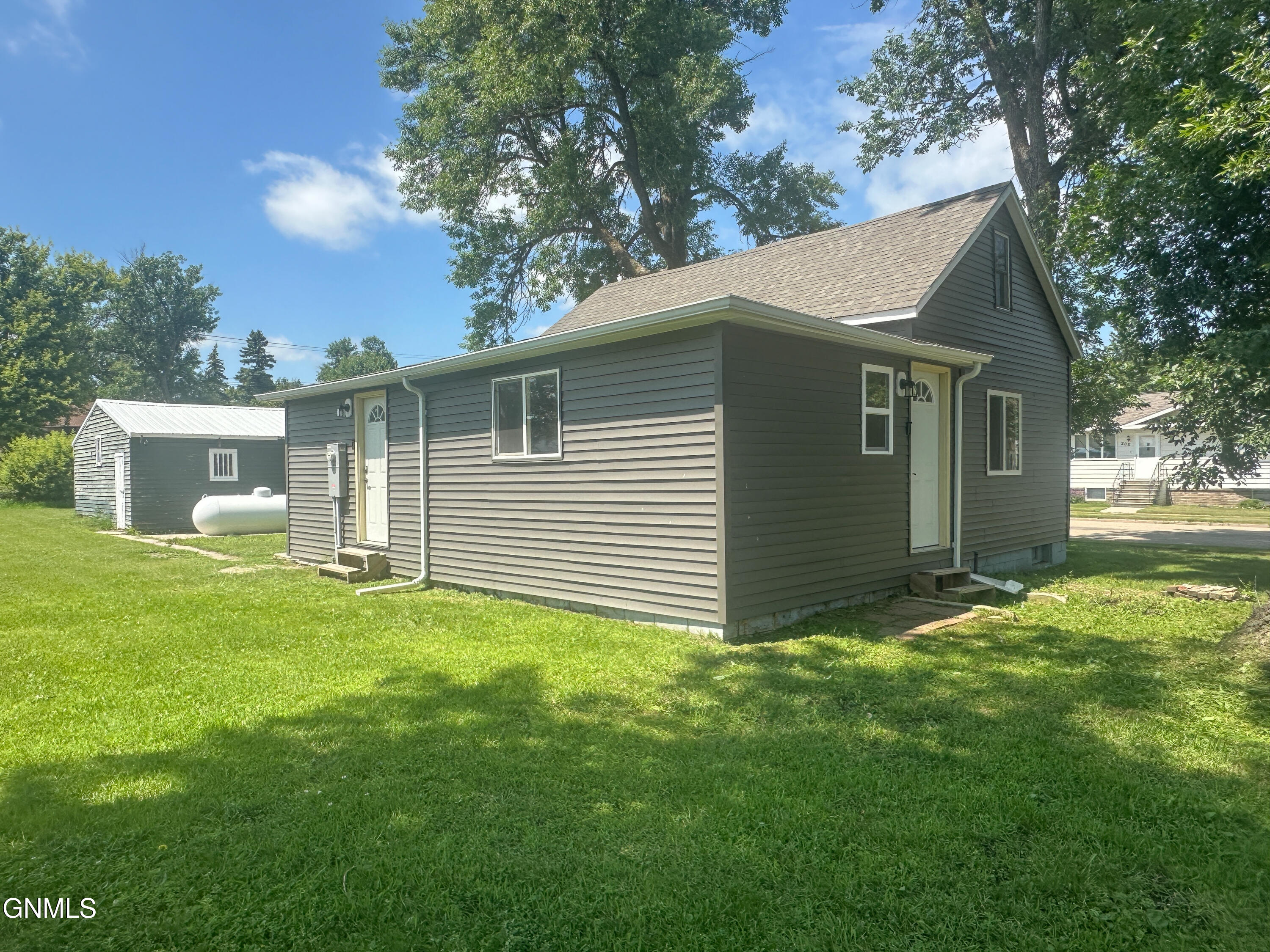 main property photo 55