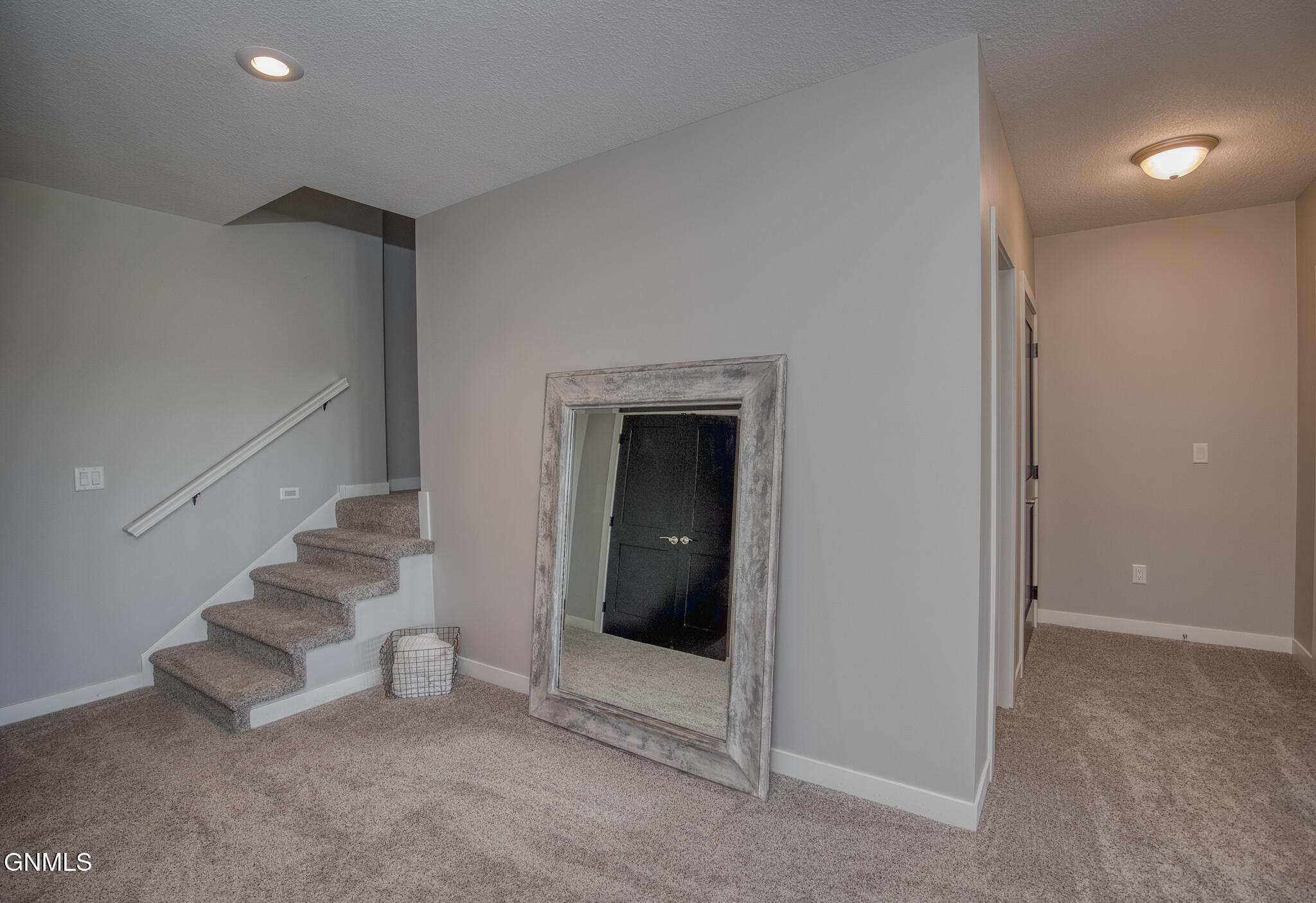 main property photo 74
