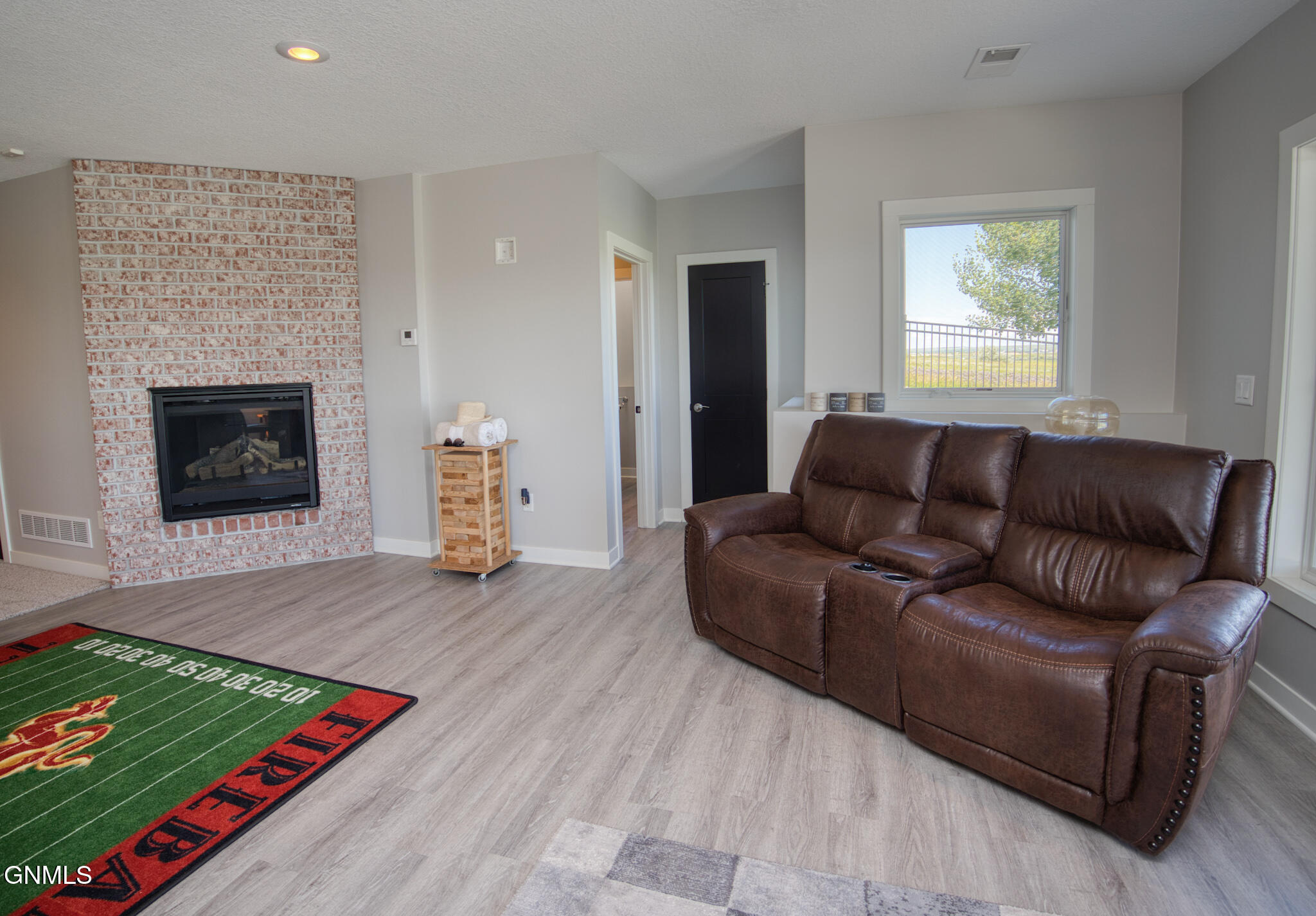 main property photo 76