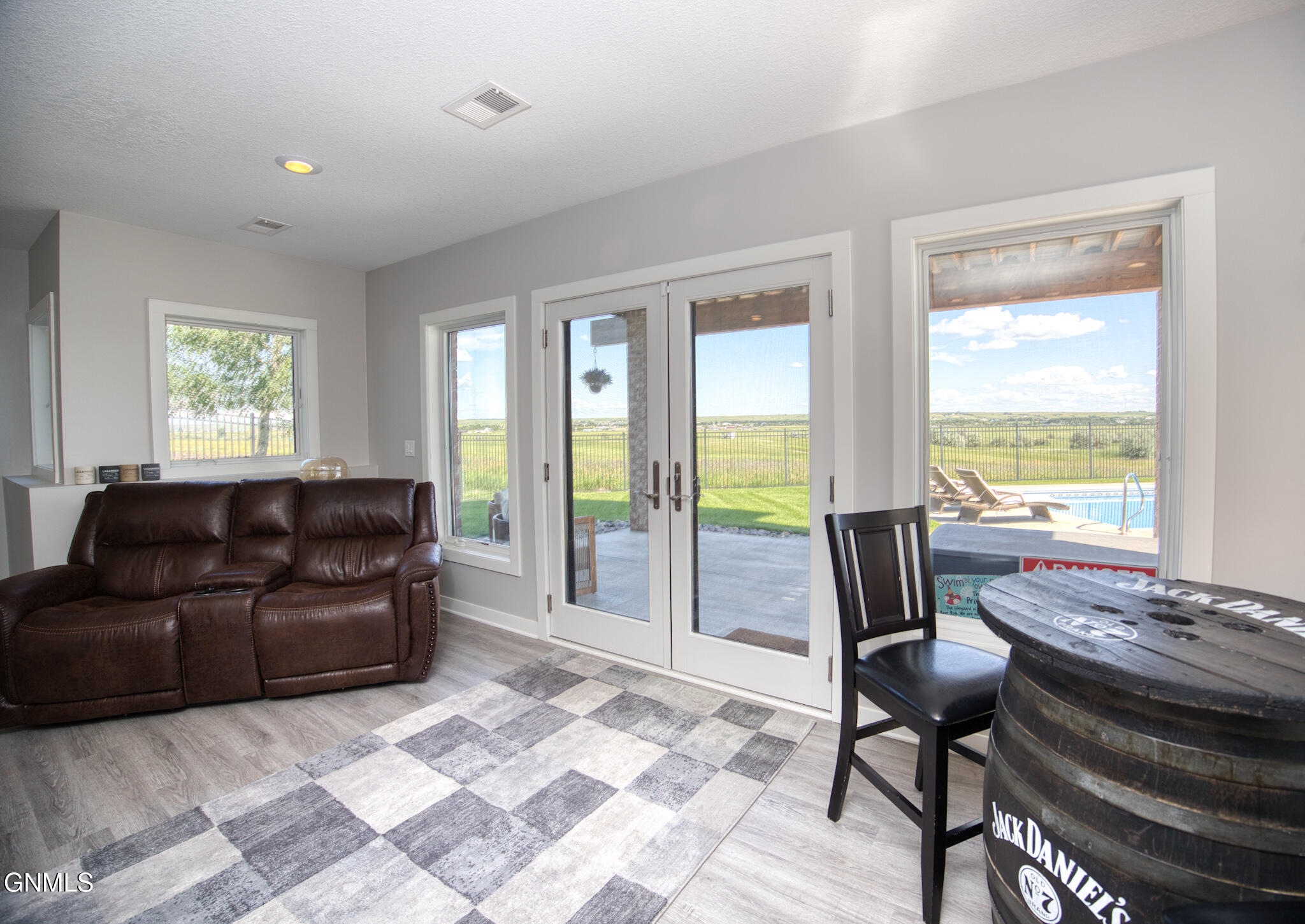 main property photo 79