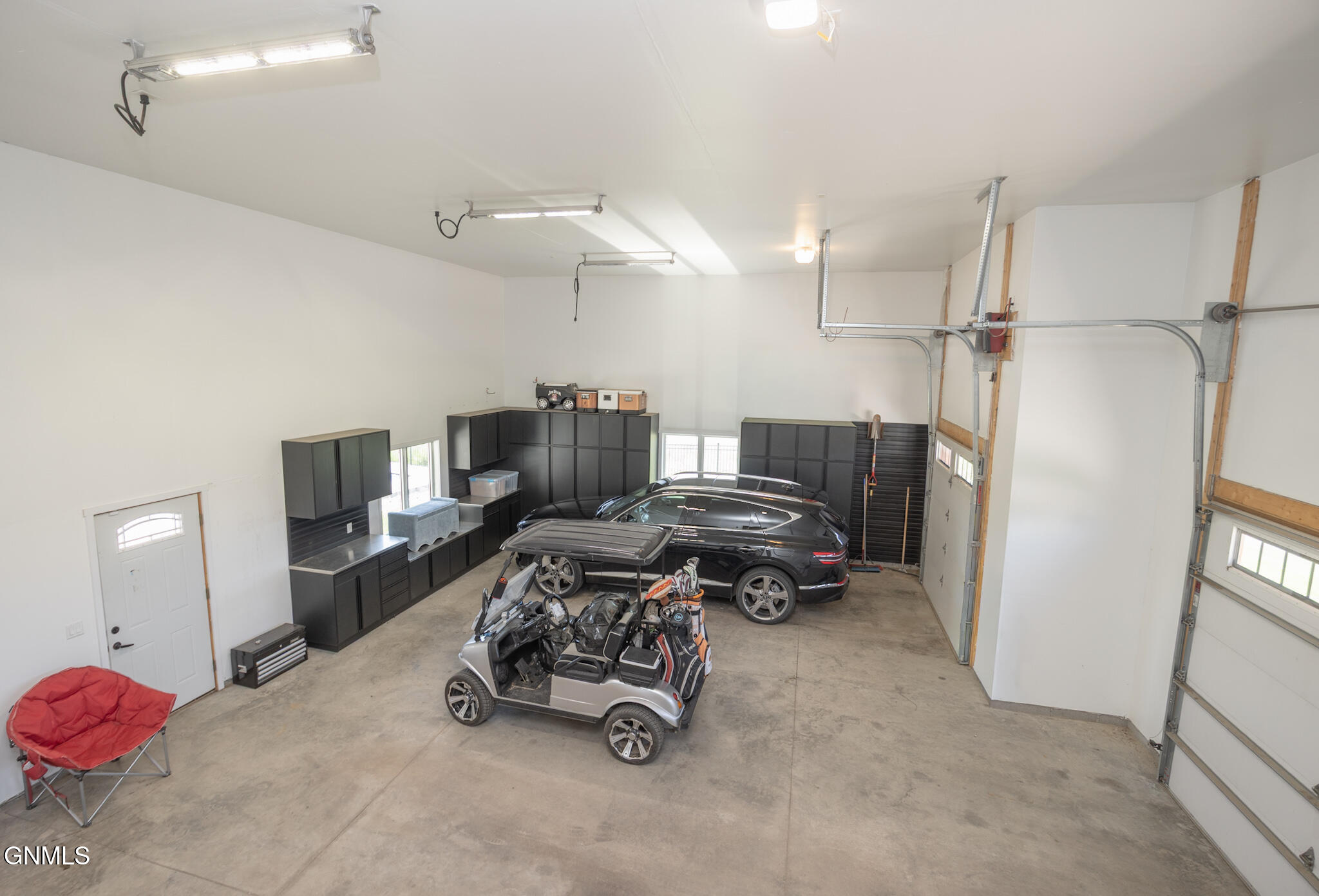 main property photo 88