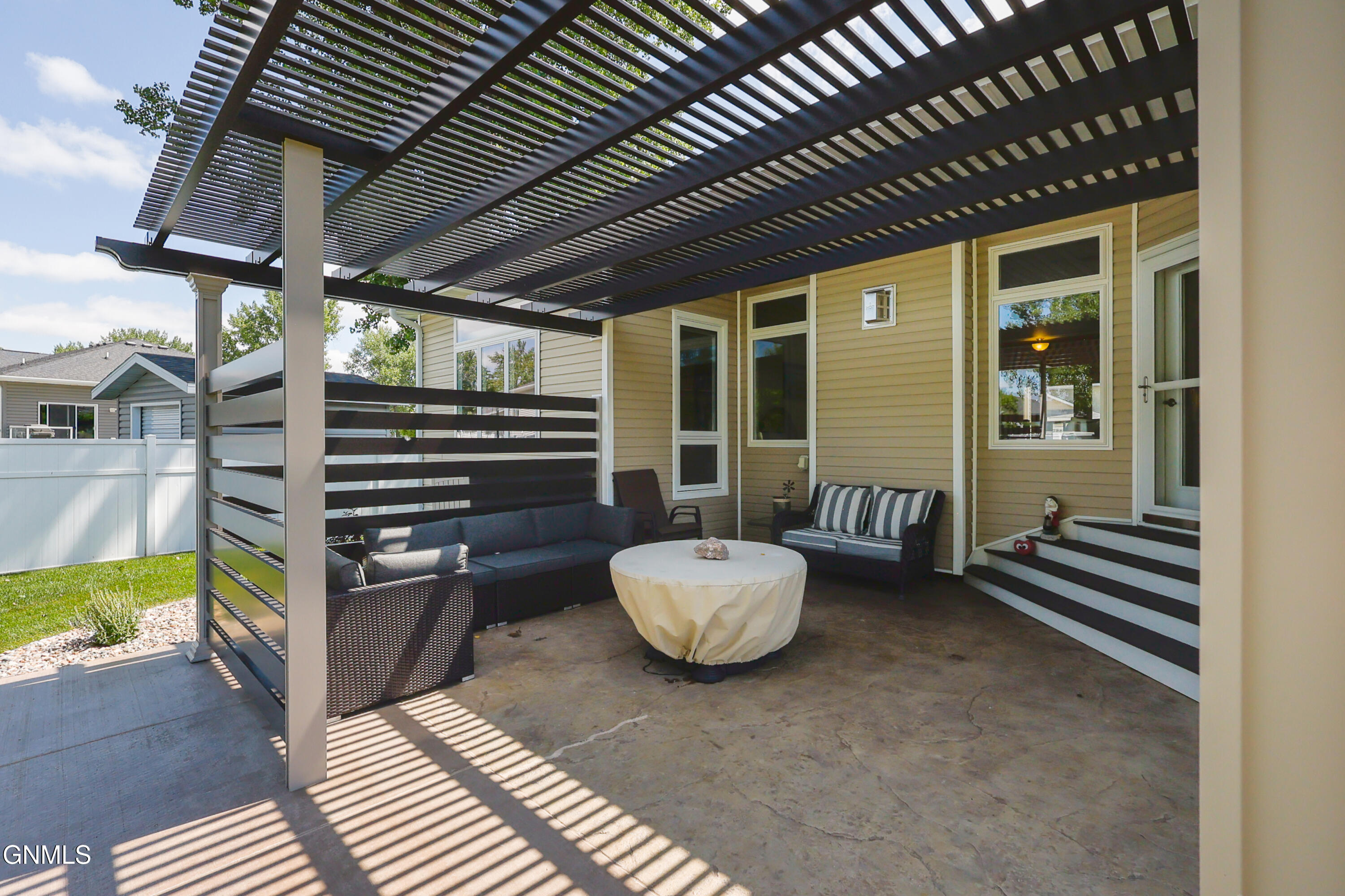 main property photo 47