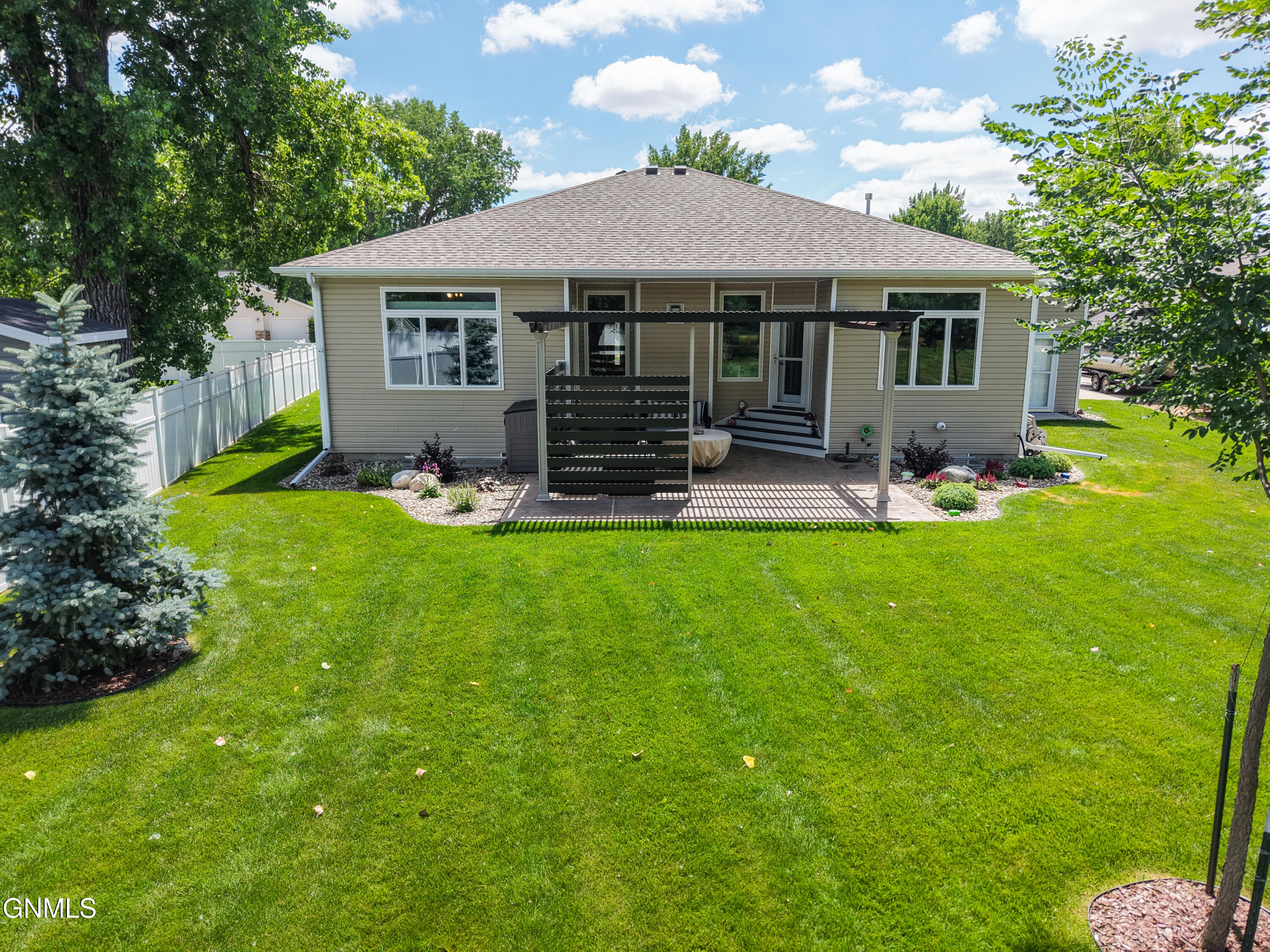 main property photo 60