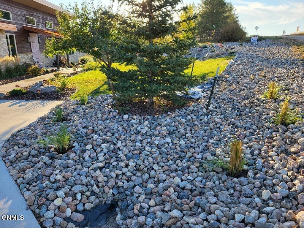 main property photo 102