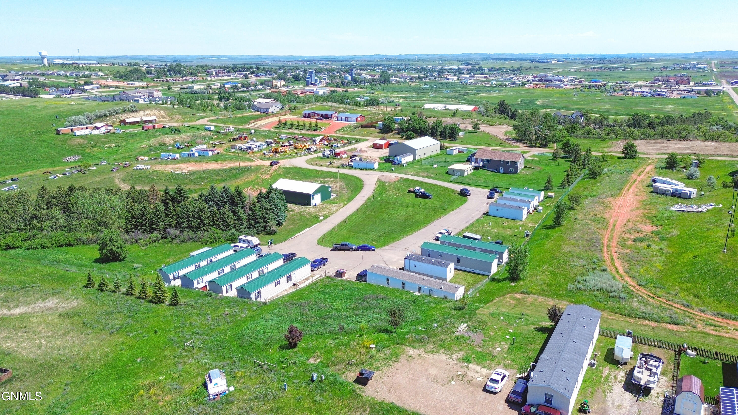 main property photo 13