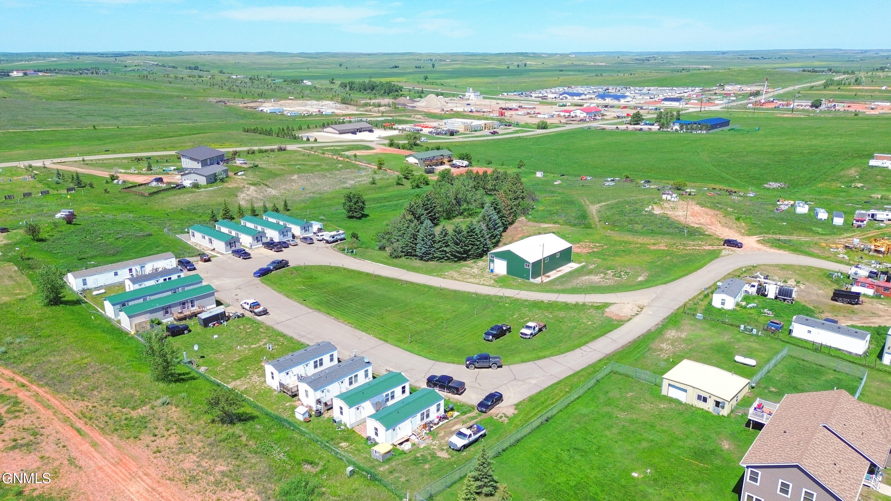 main property photo 18