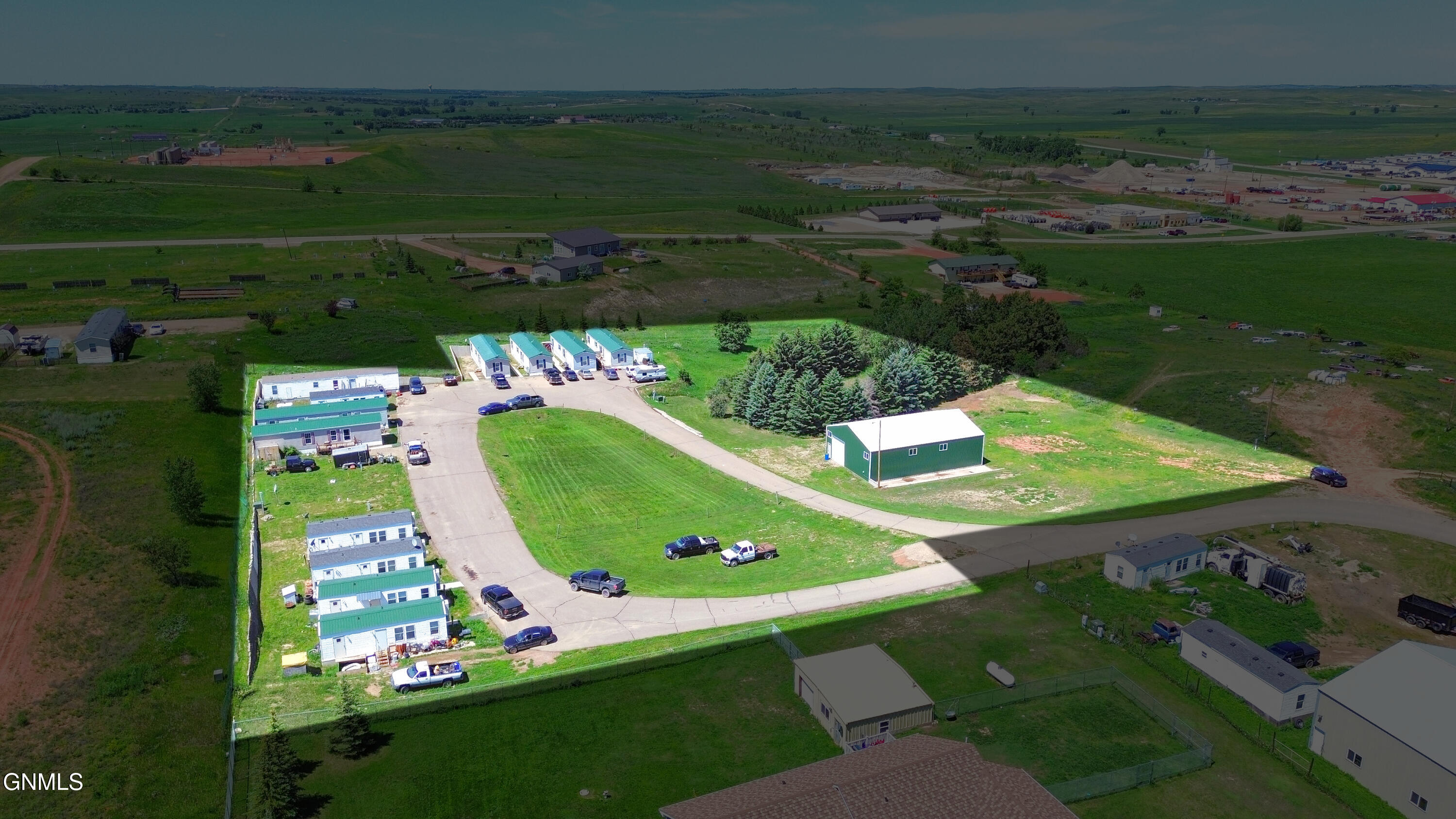 main property photo 19