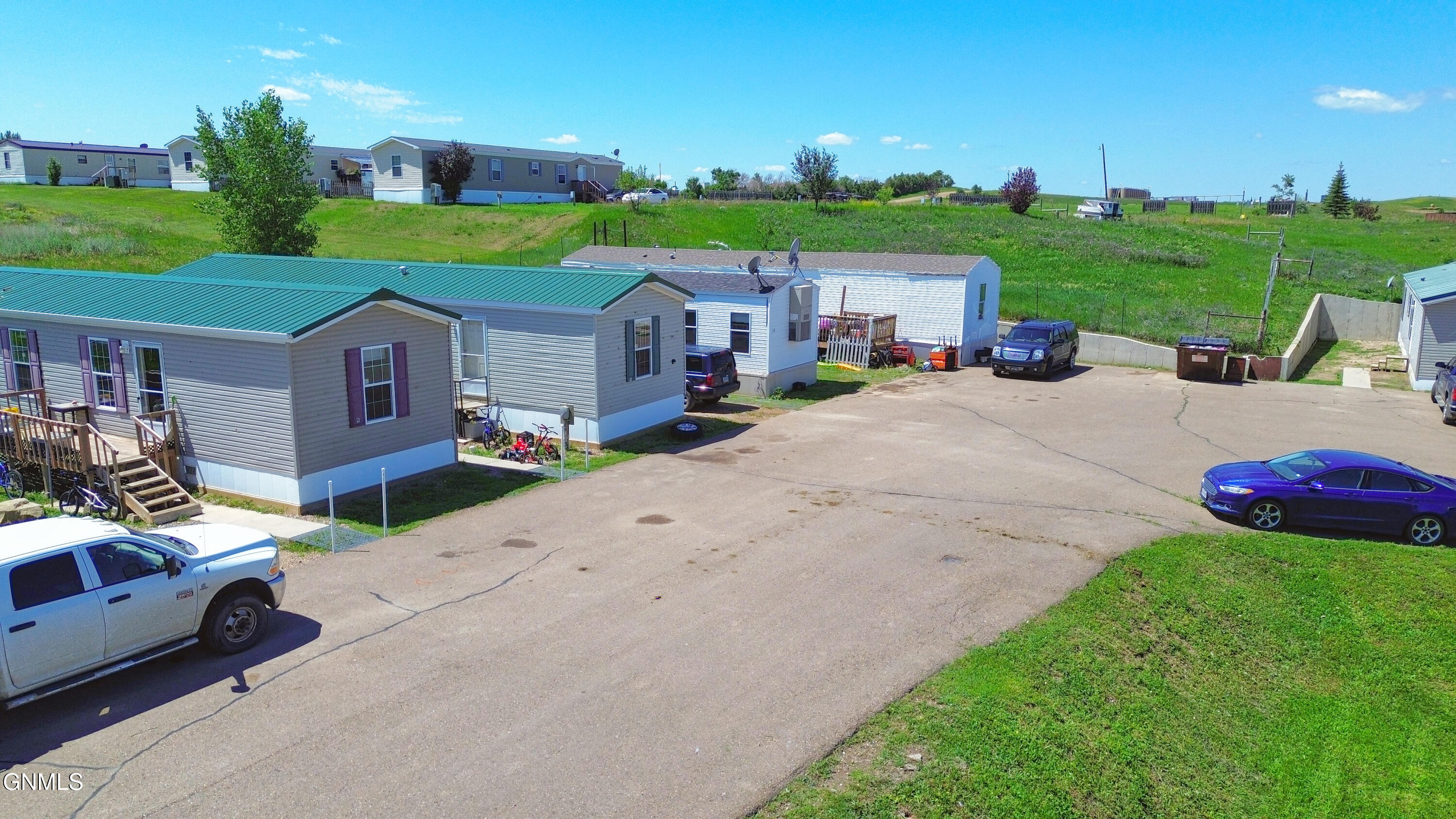 main property photo 26