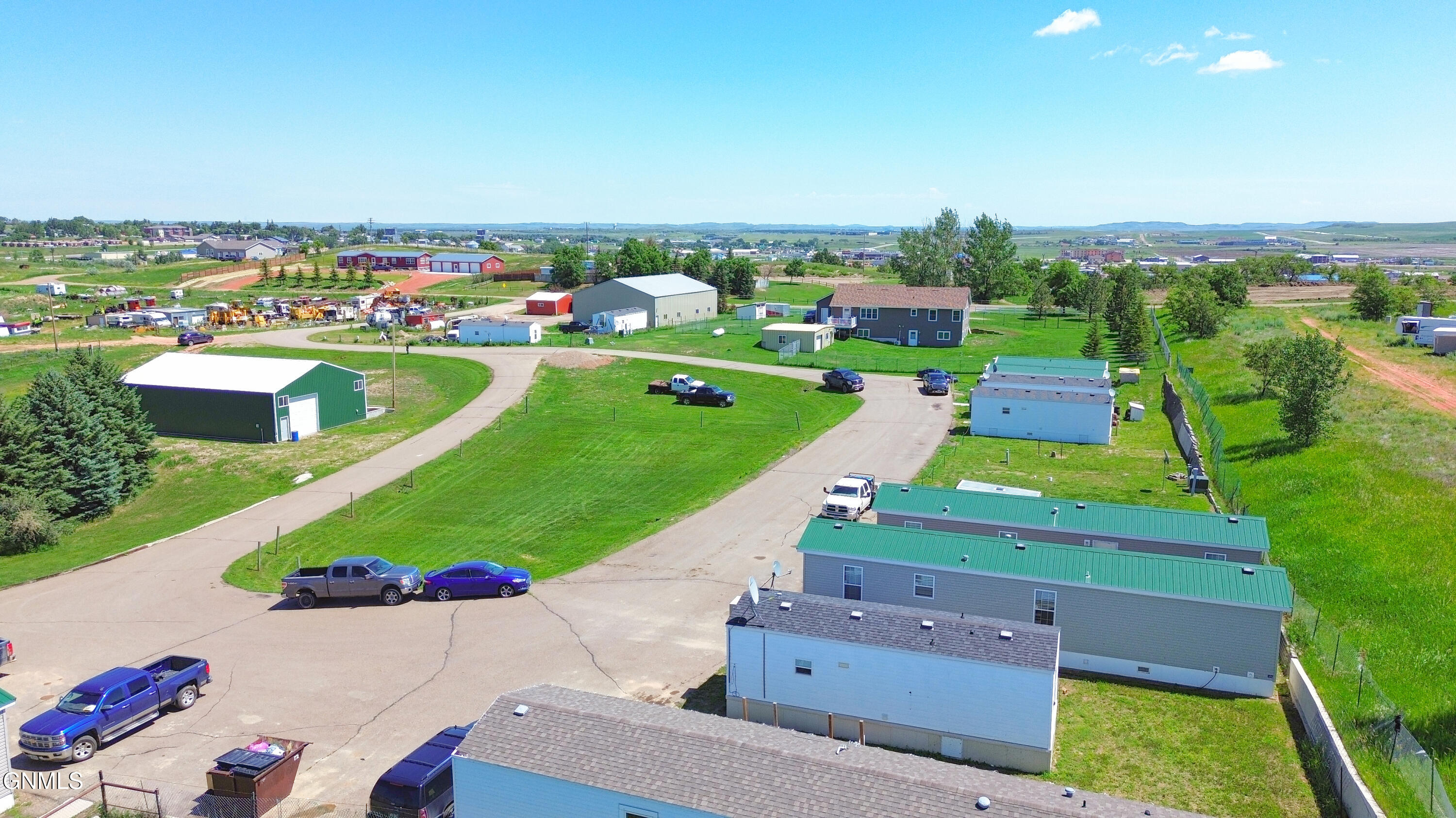main property photo 32