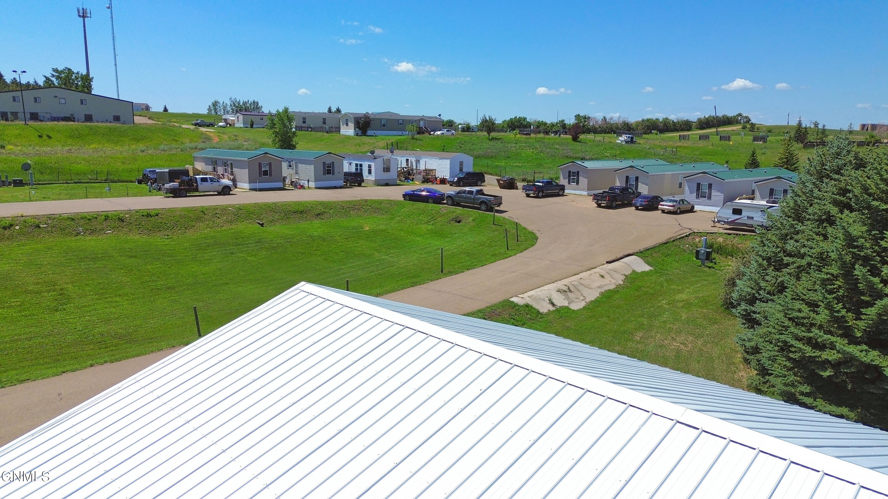 main property photo 38