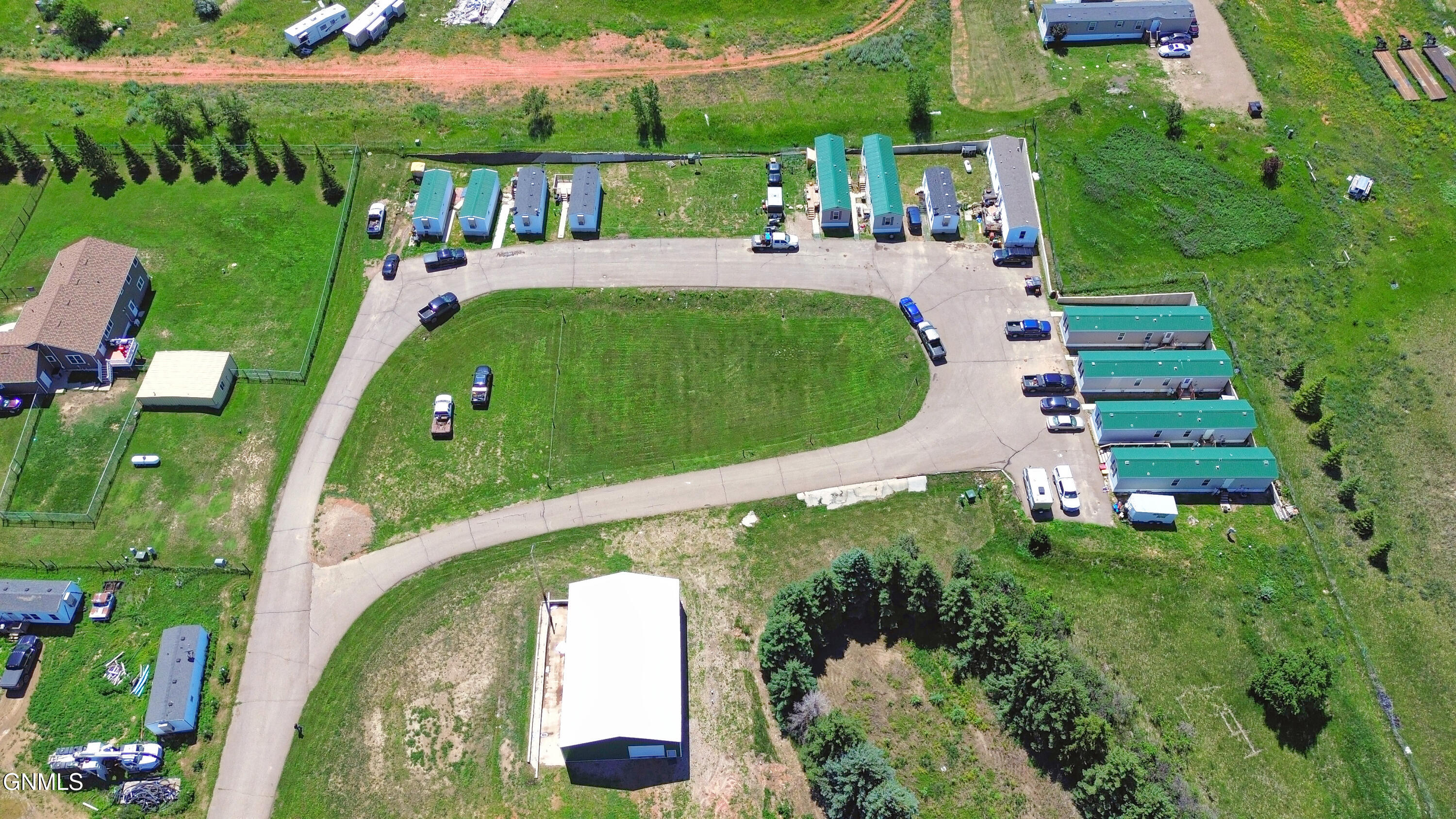 main property photo 41