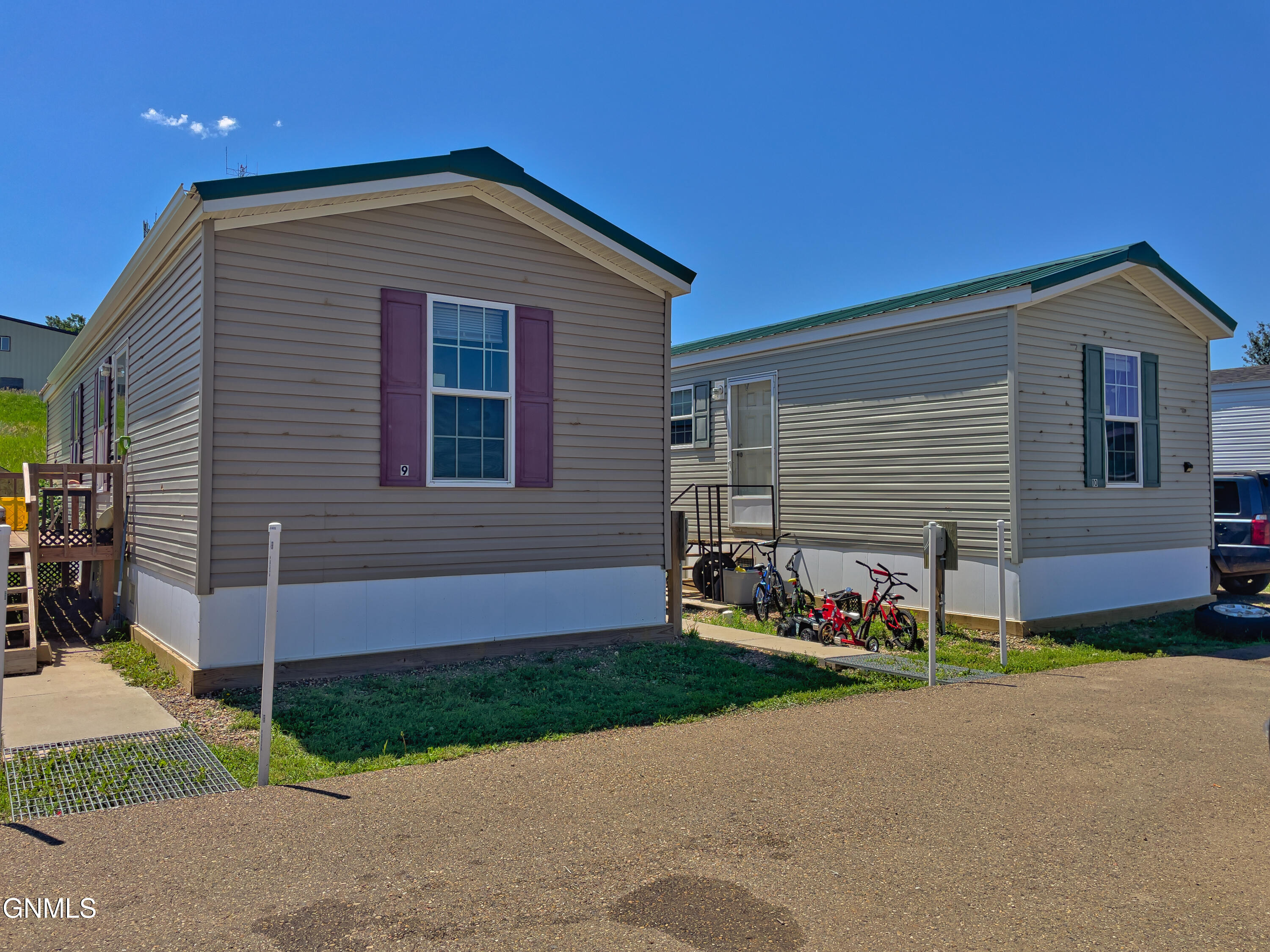 main property photo 50