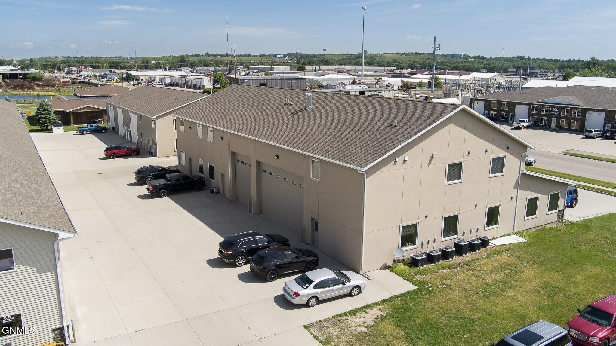 main property photo 4