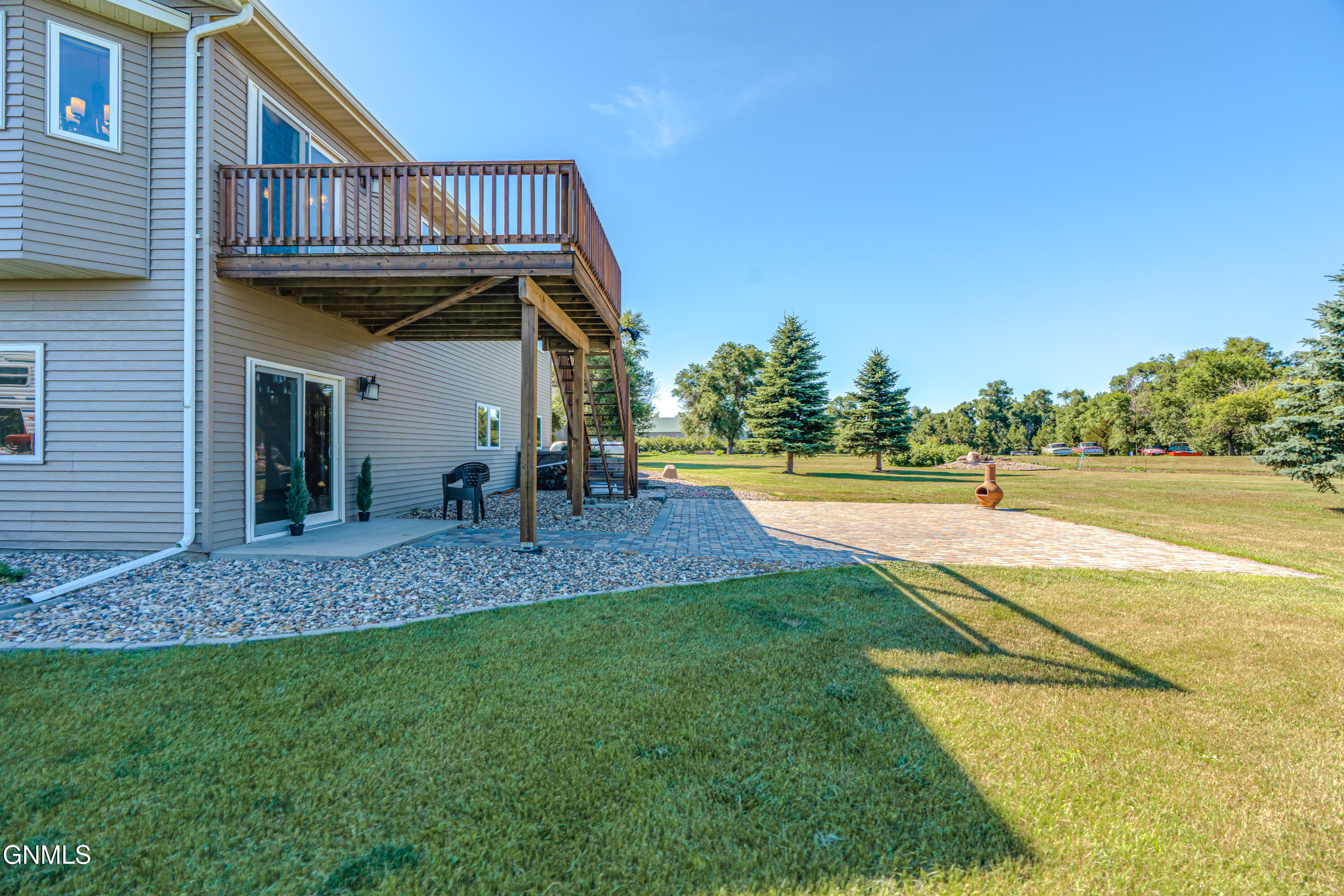 main property photo 63