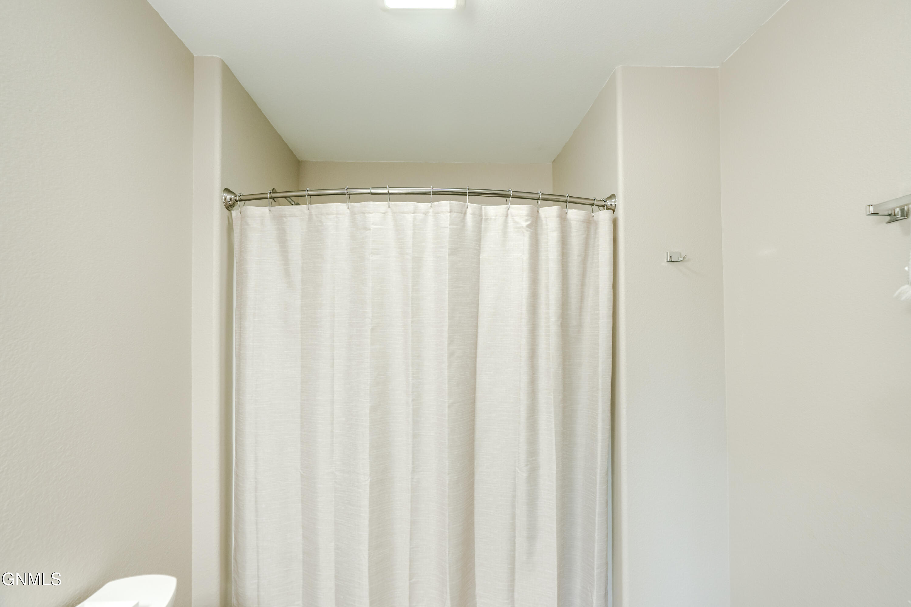 main property photo 70