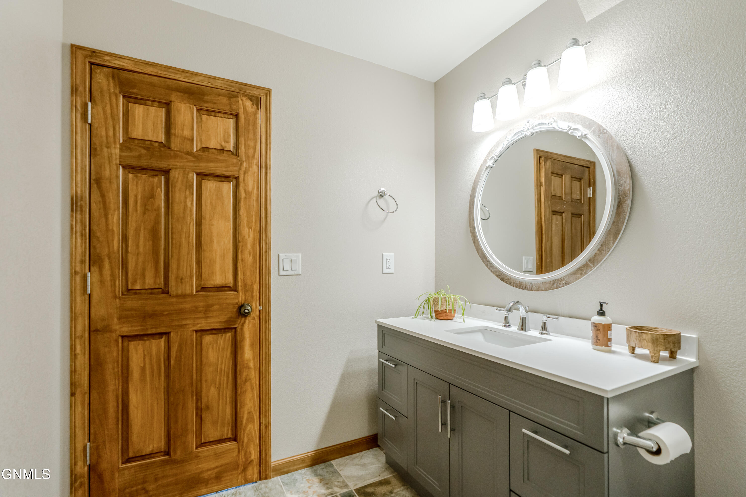 main property photo 71