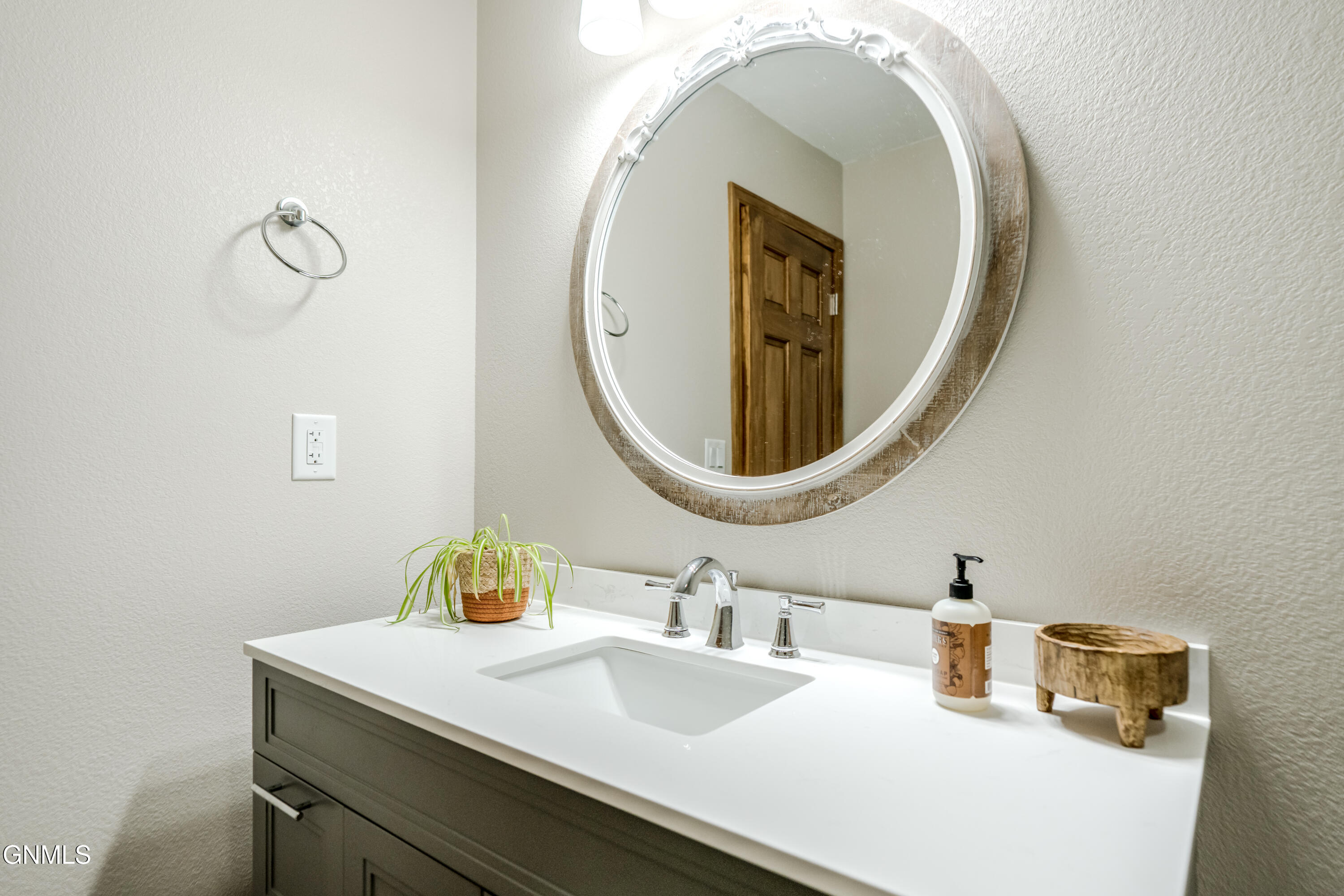 main property photo 72