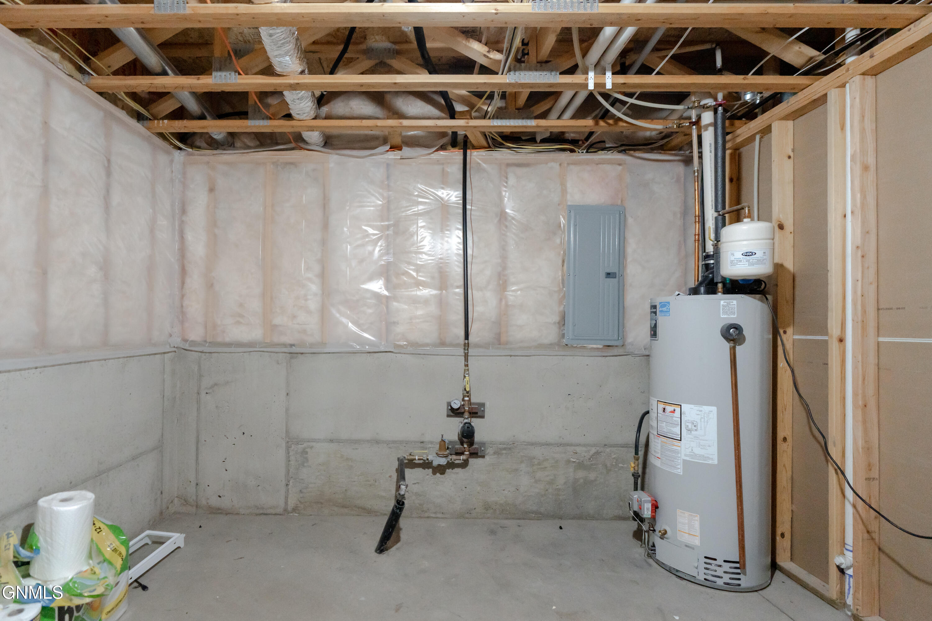 main property photo 73