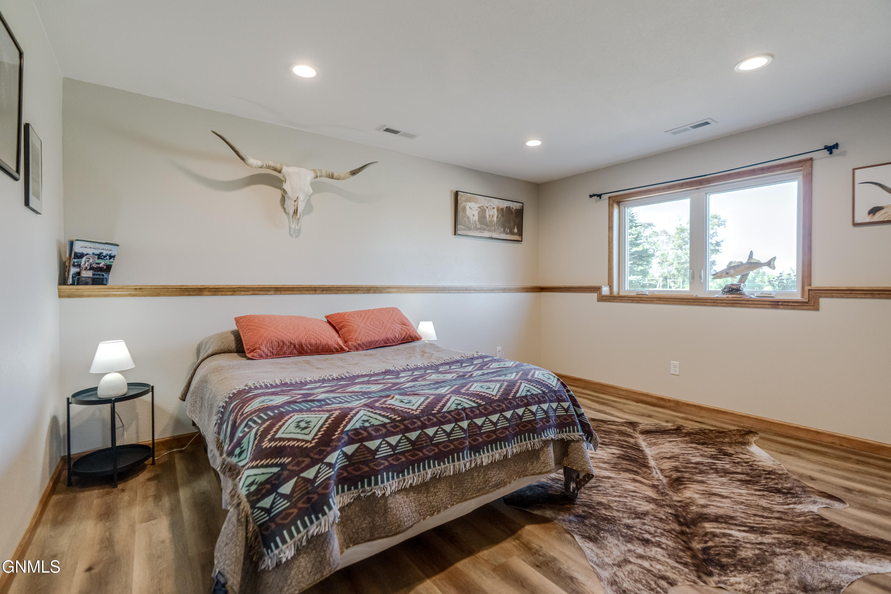main property photo 77
