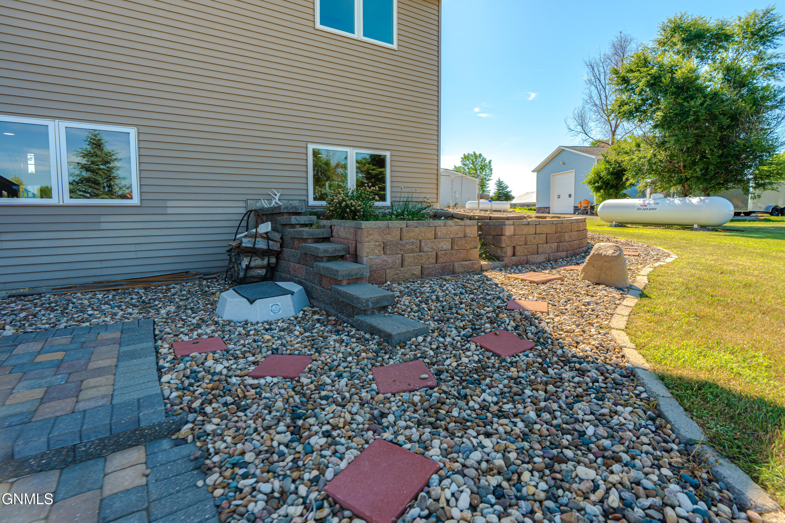 main property photo 92
