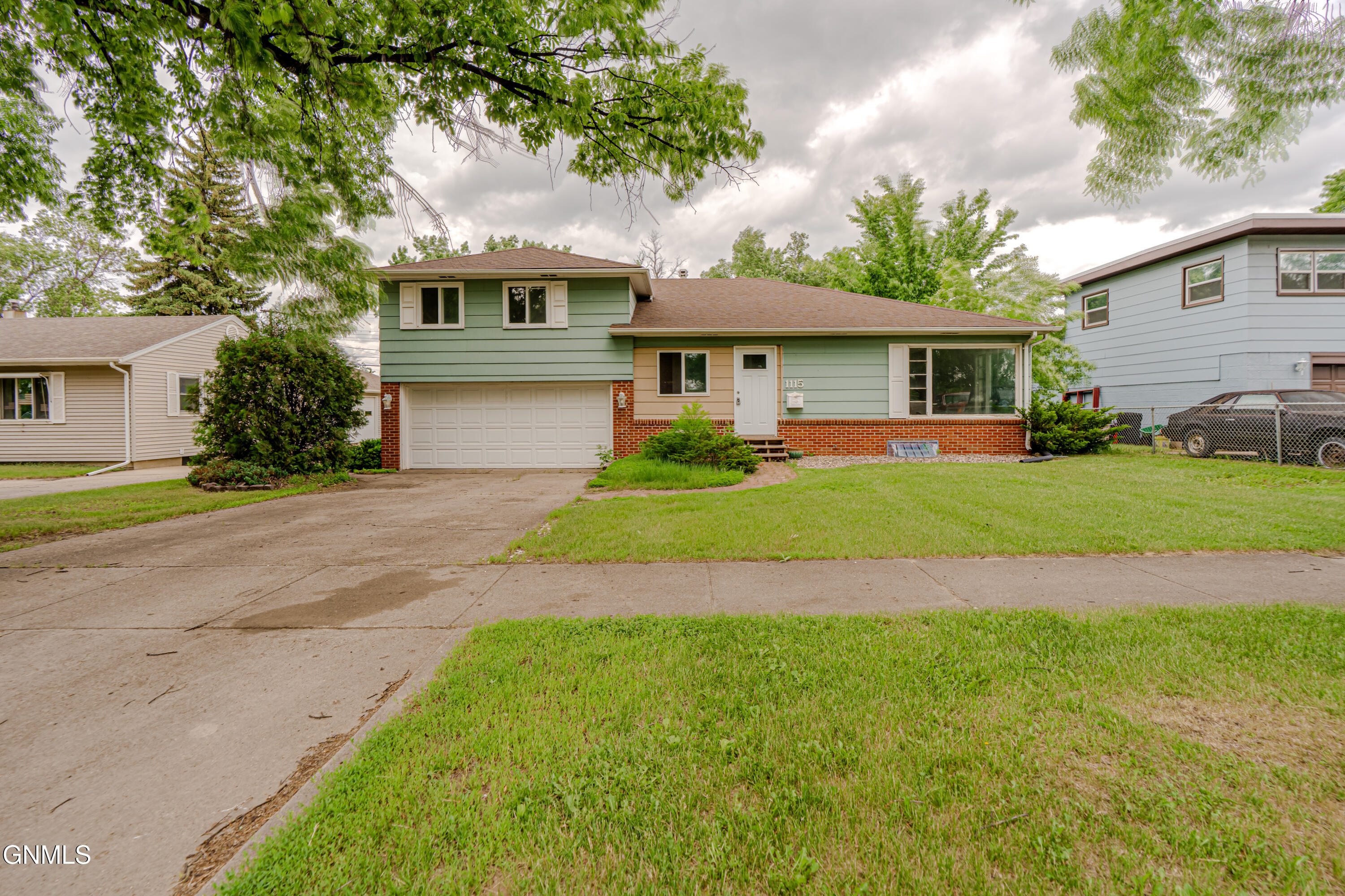 main property photo 54