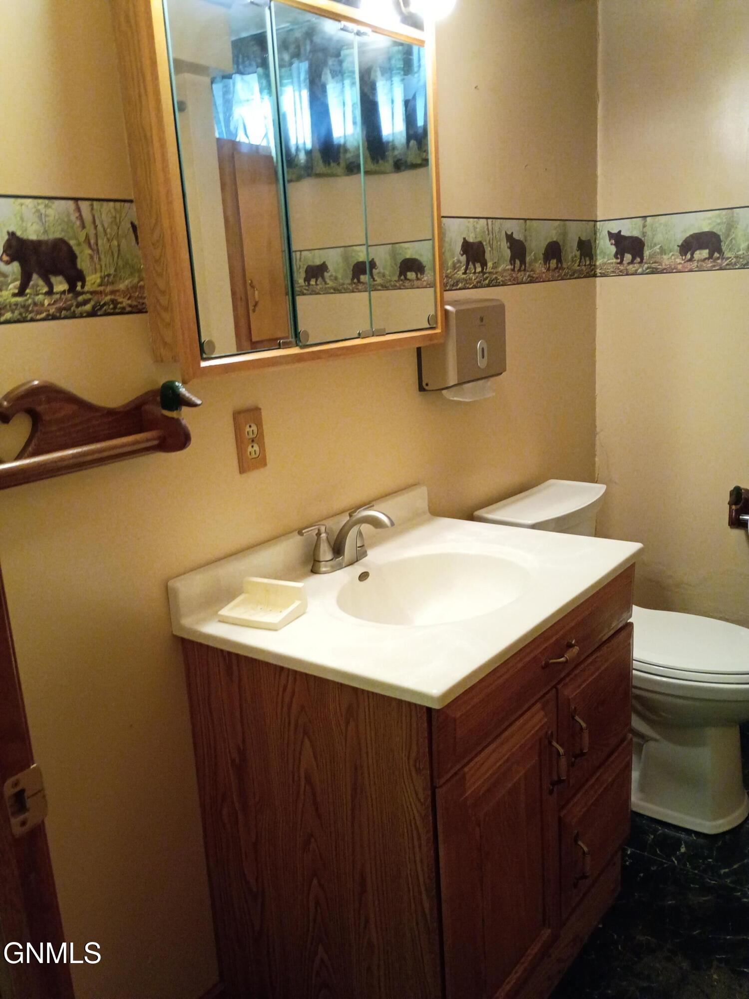 main property photo 19