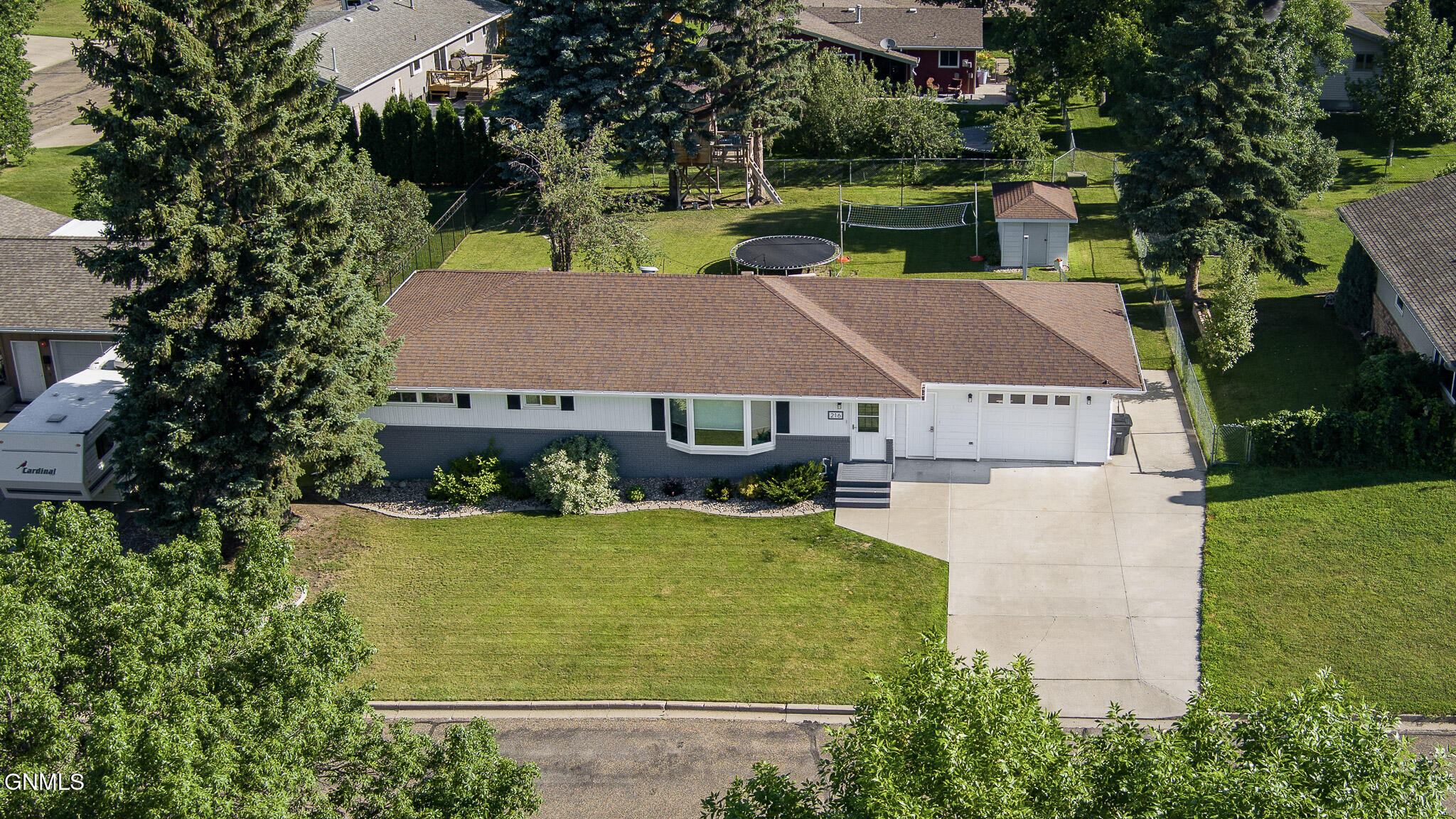 main property photo 50