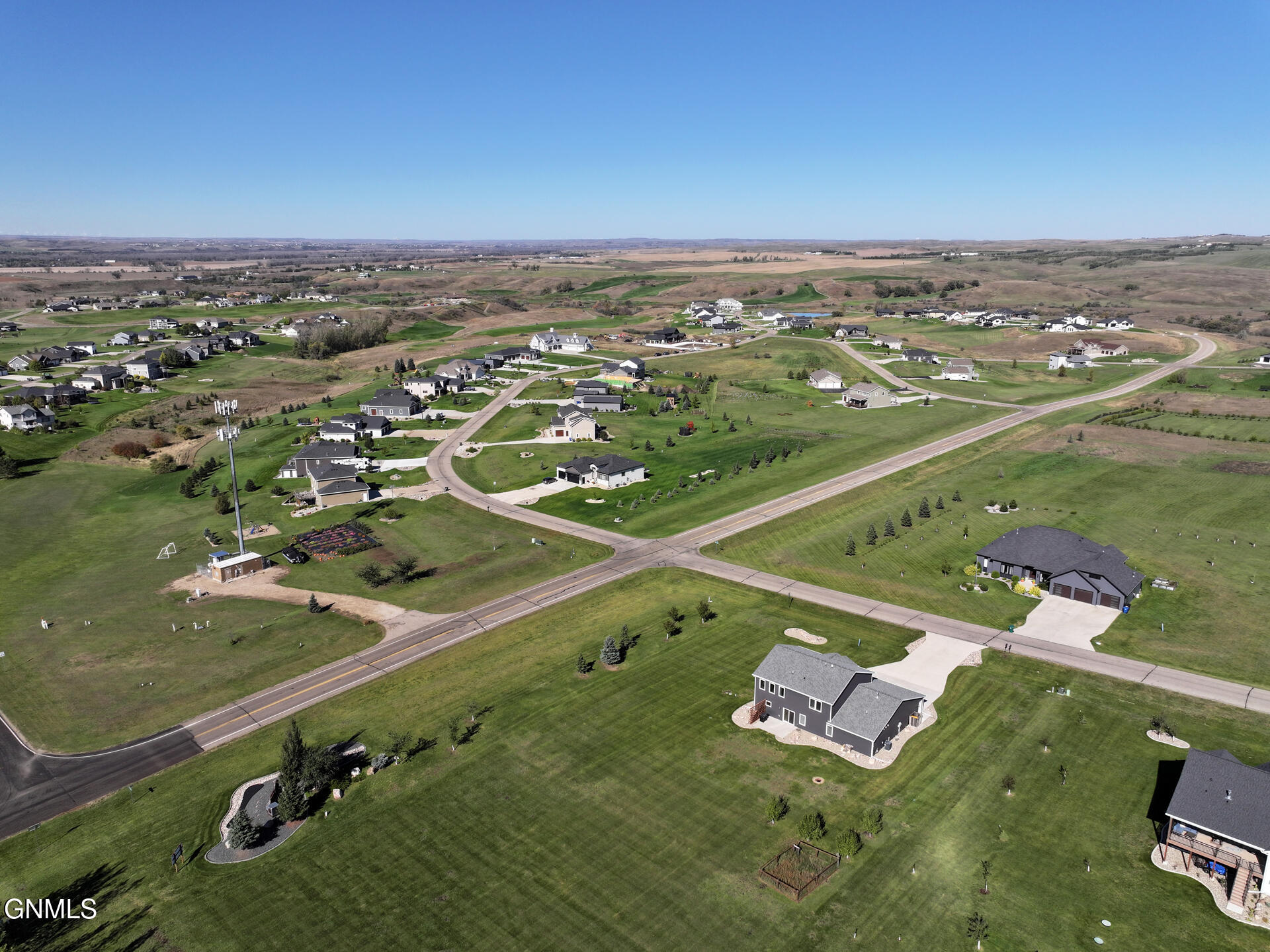 main property photo 37
