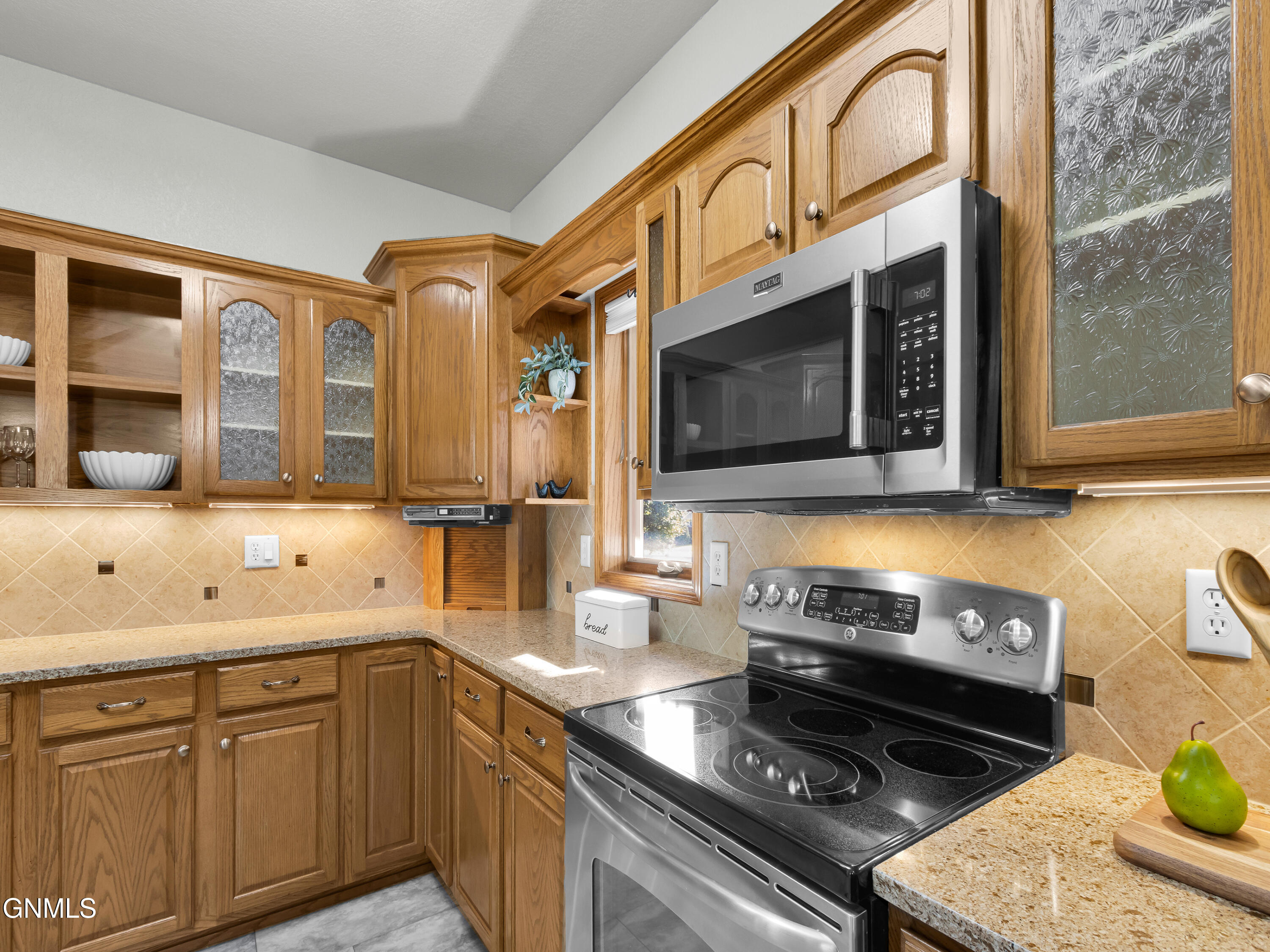 main property photo 17