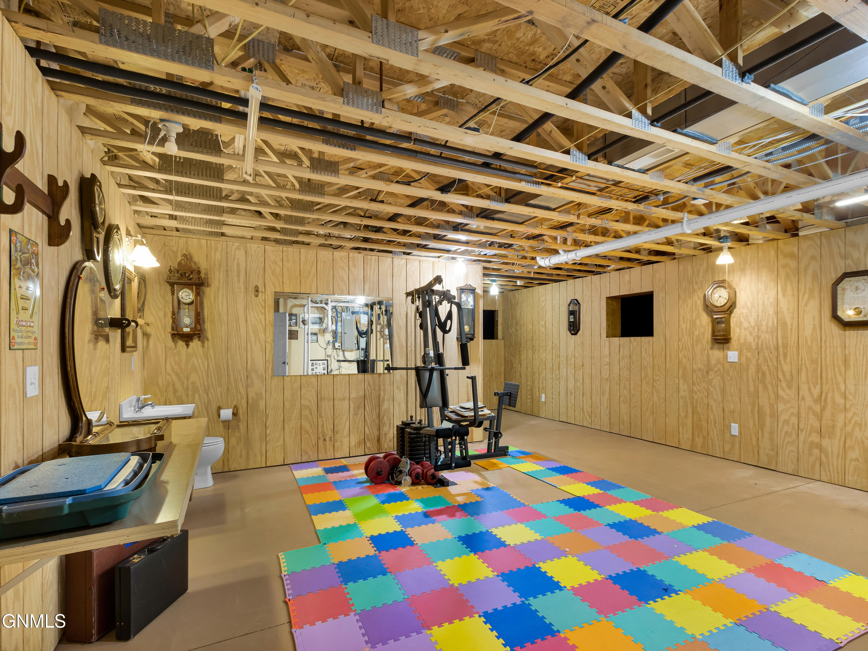 main property photo 47