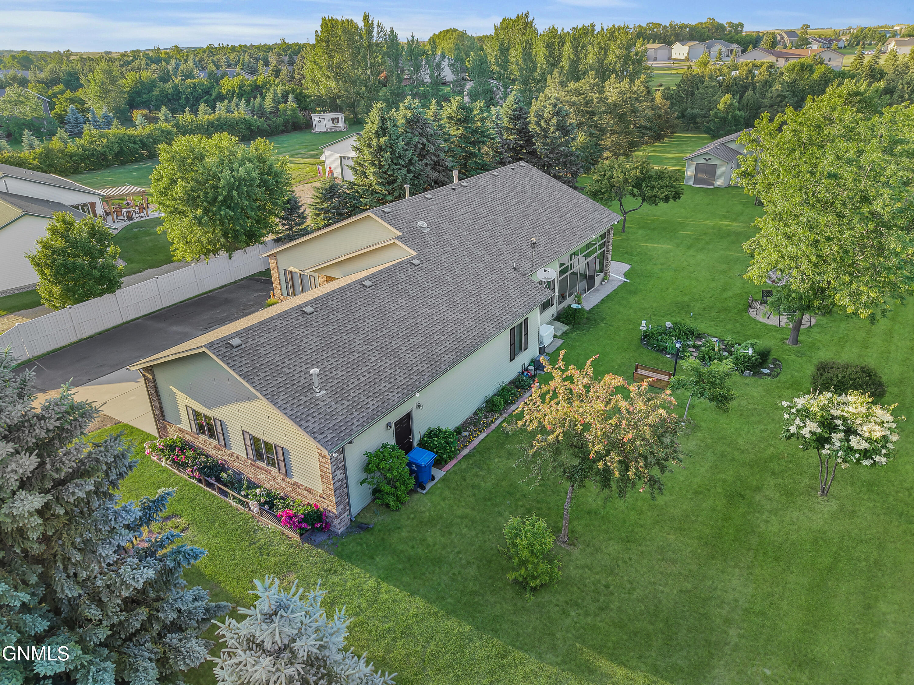 main property photo 53