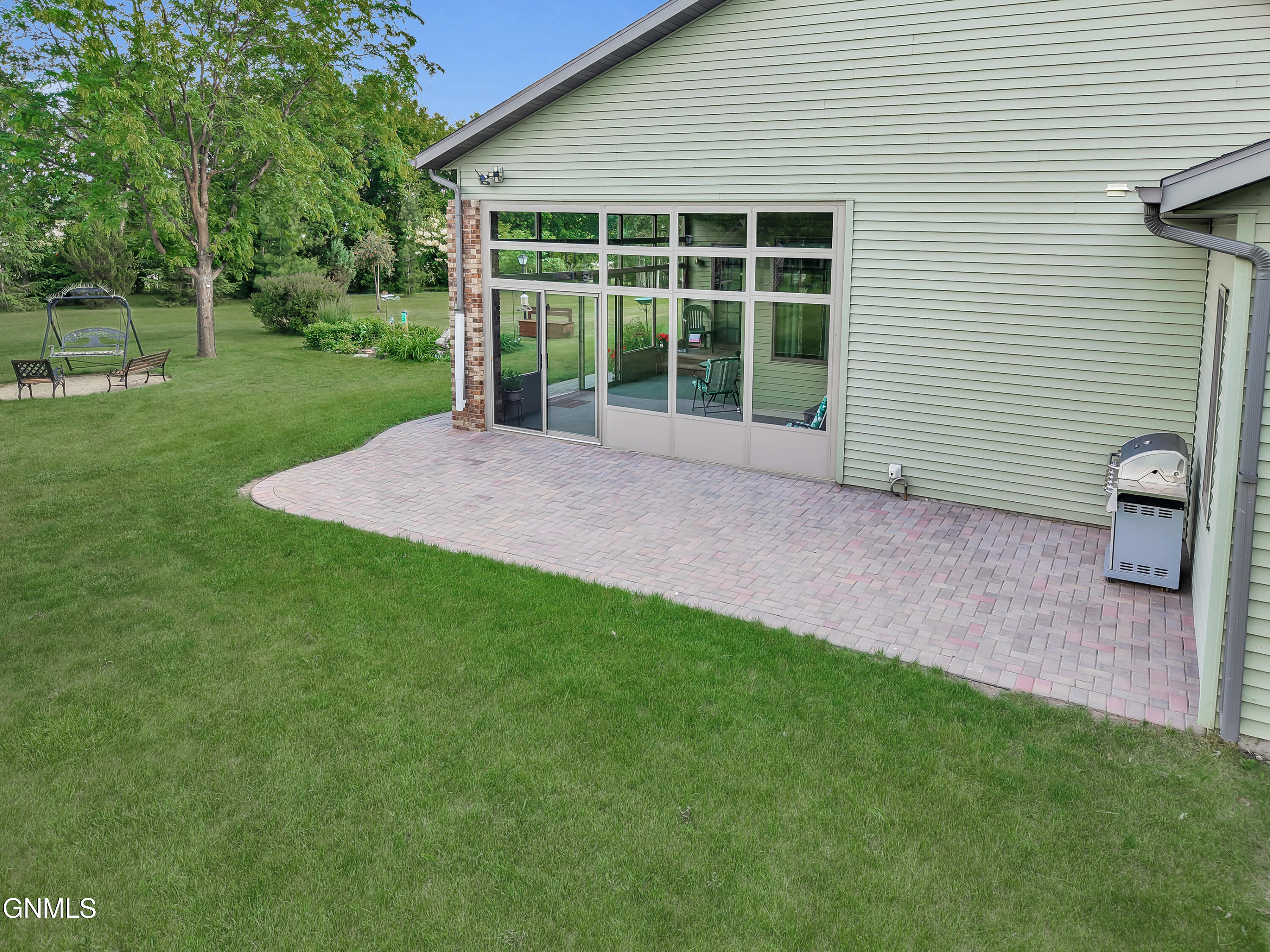 main property photo 70
