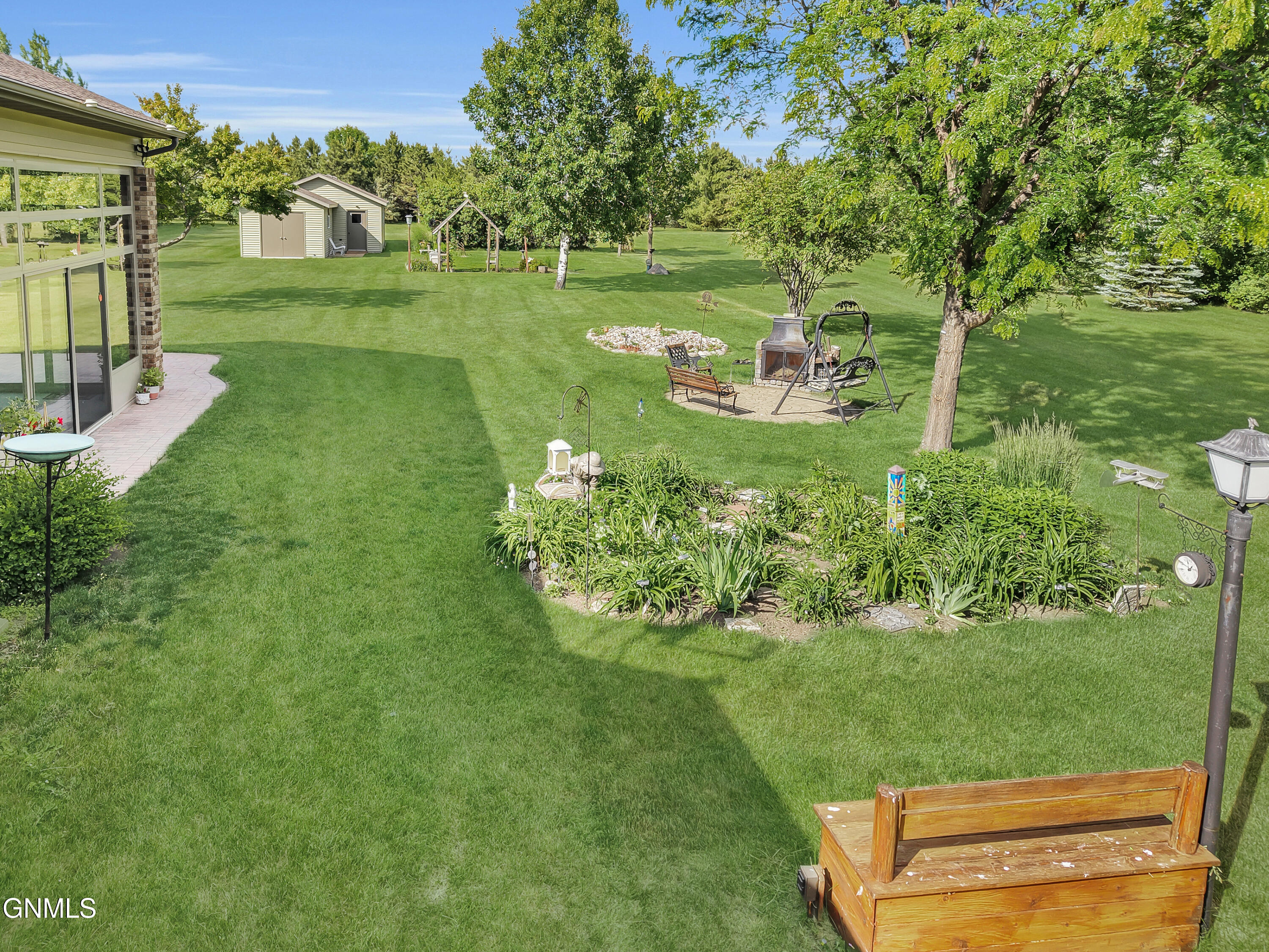 main property photo 75