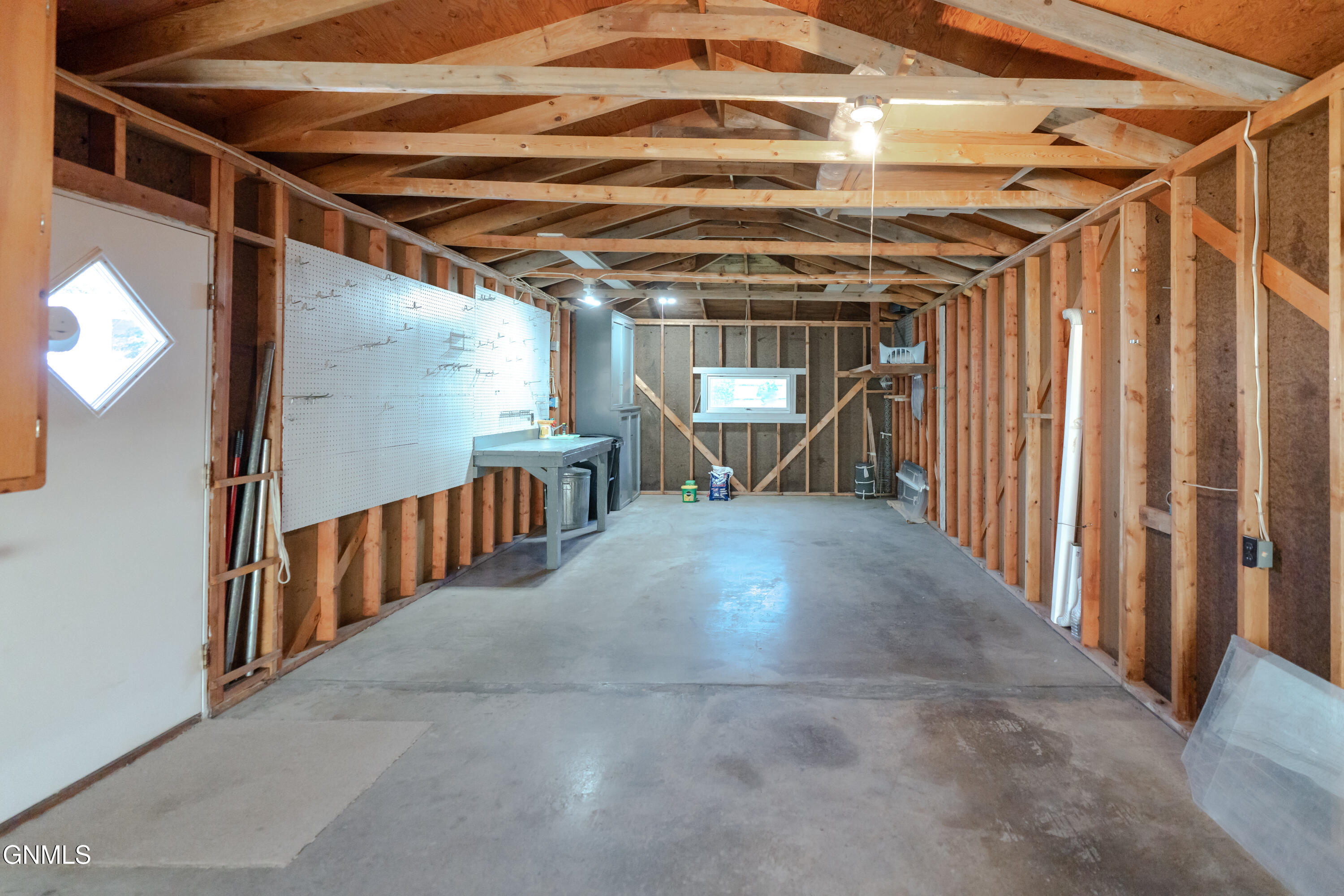main property photo 49