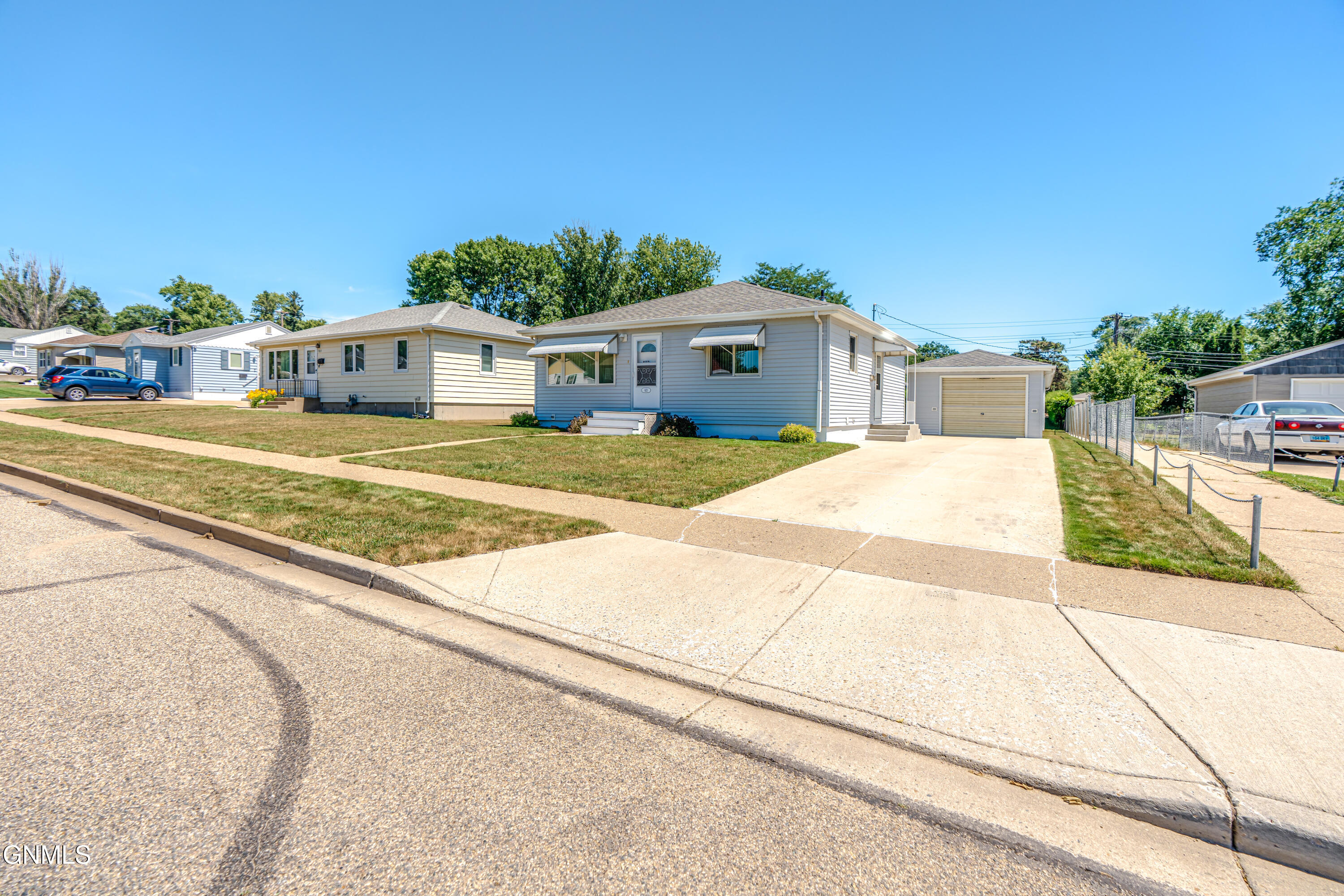 main property photo 53