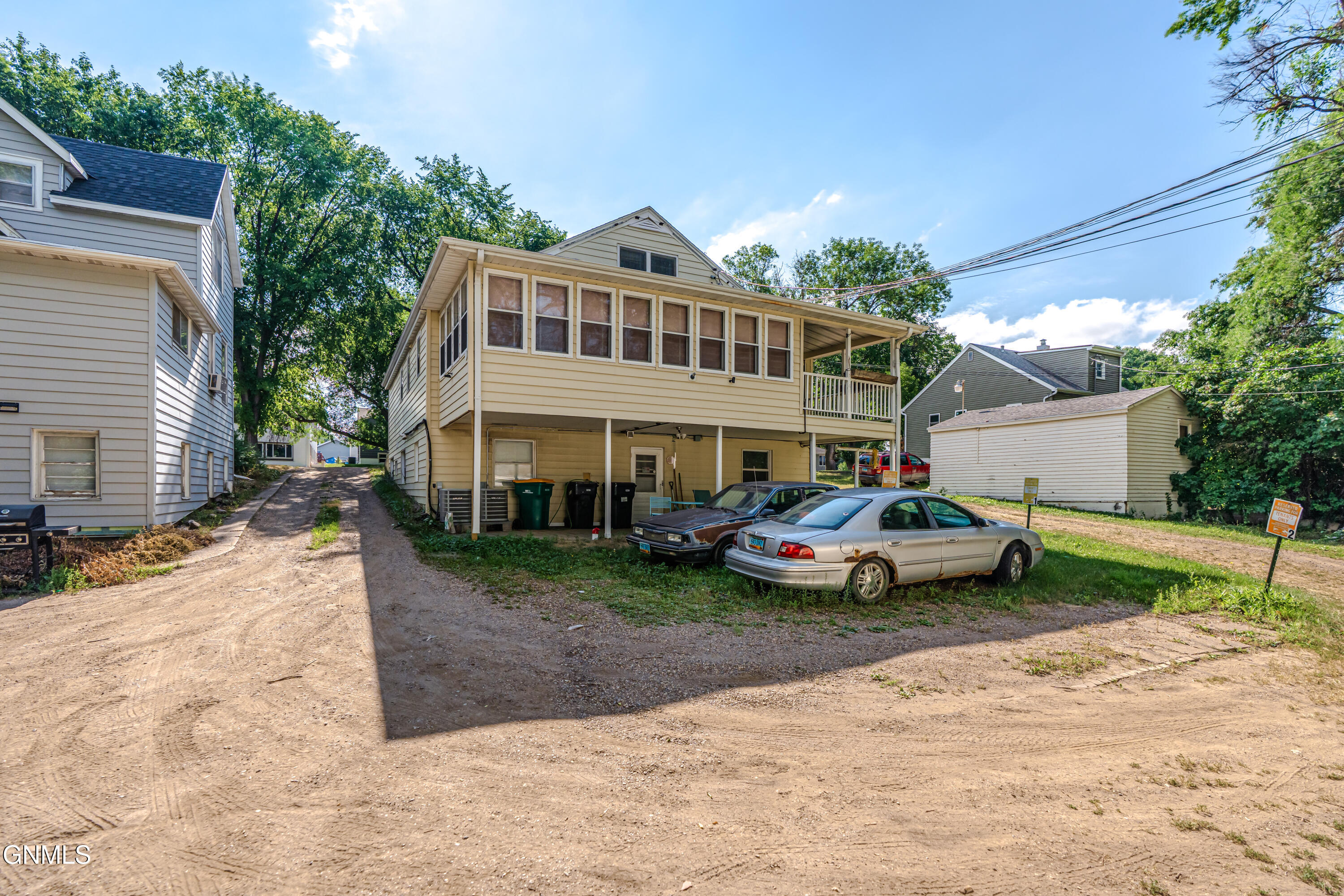 main property photo 50
