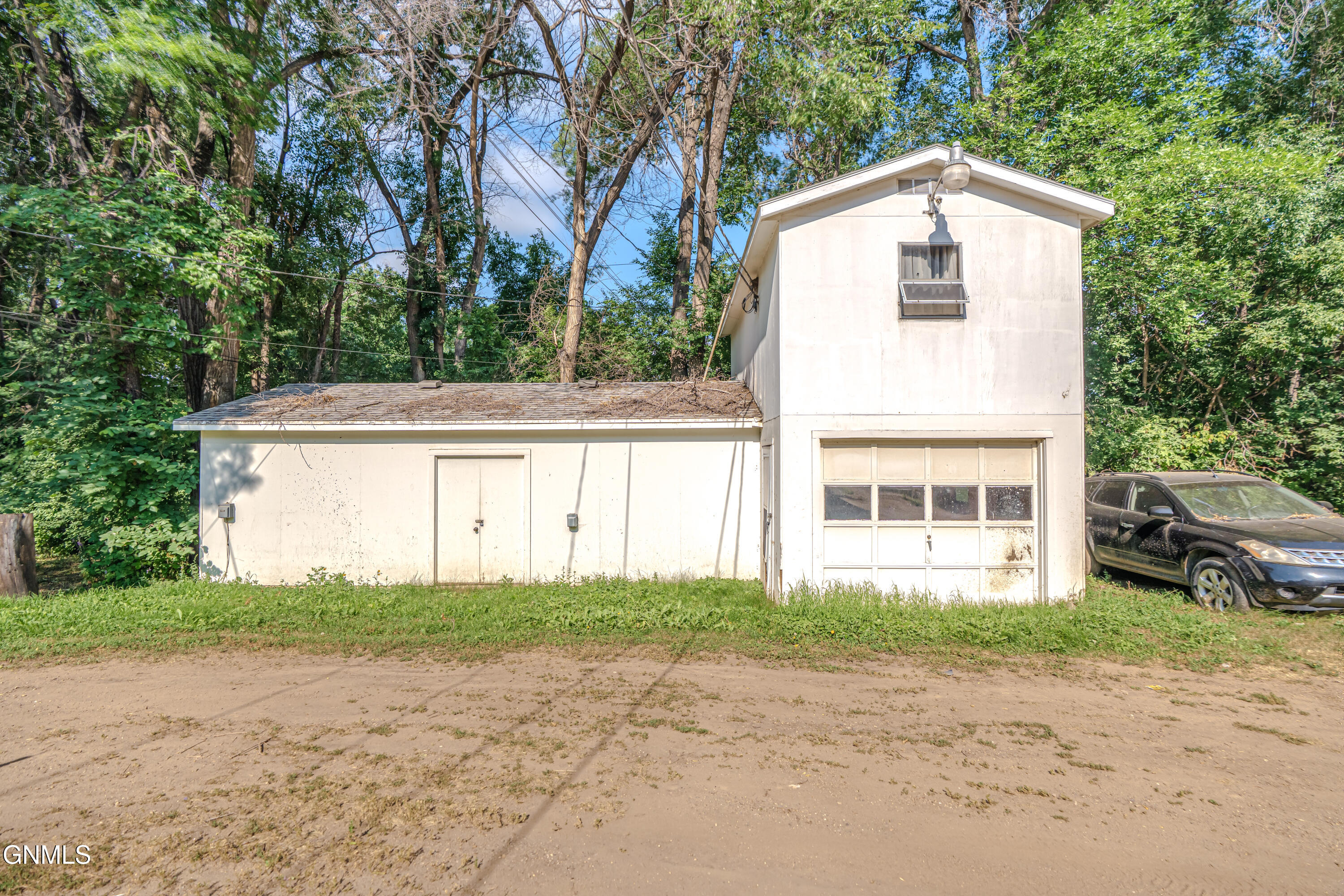 main property photo 53