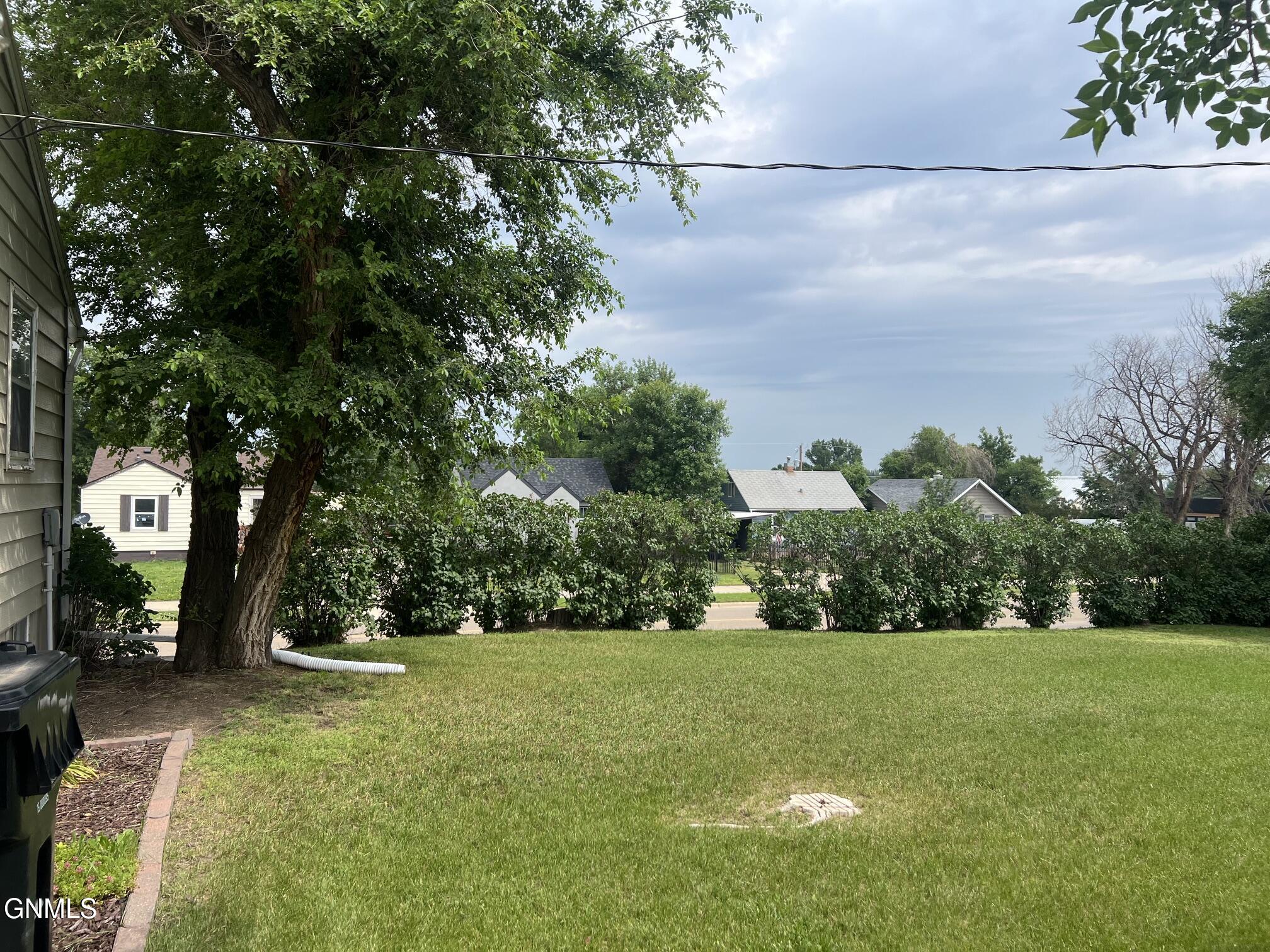 main property photo 15