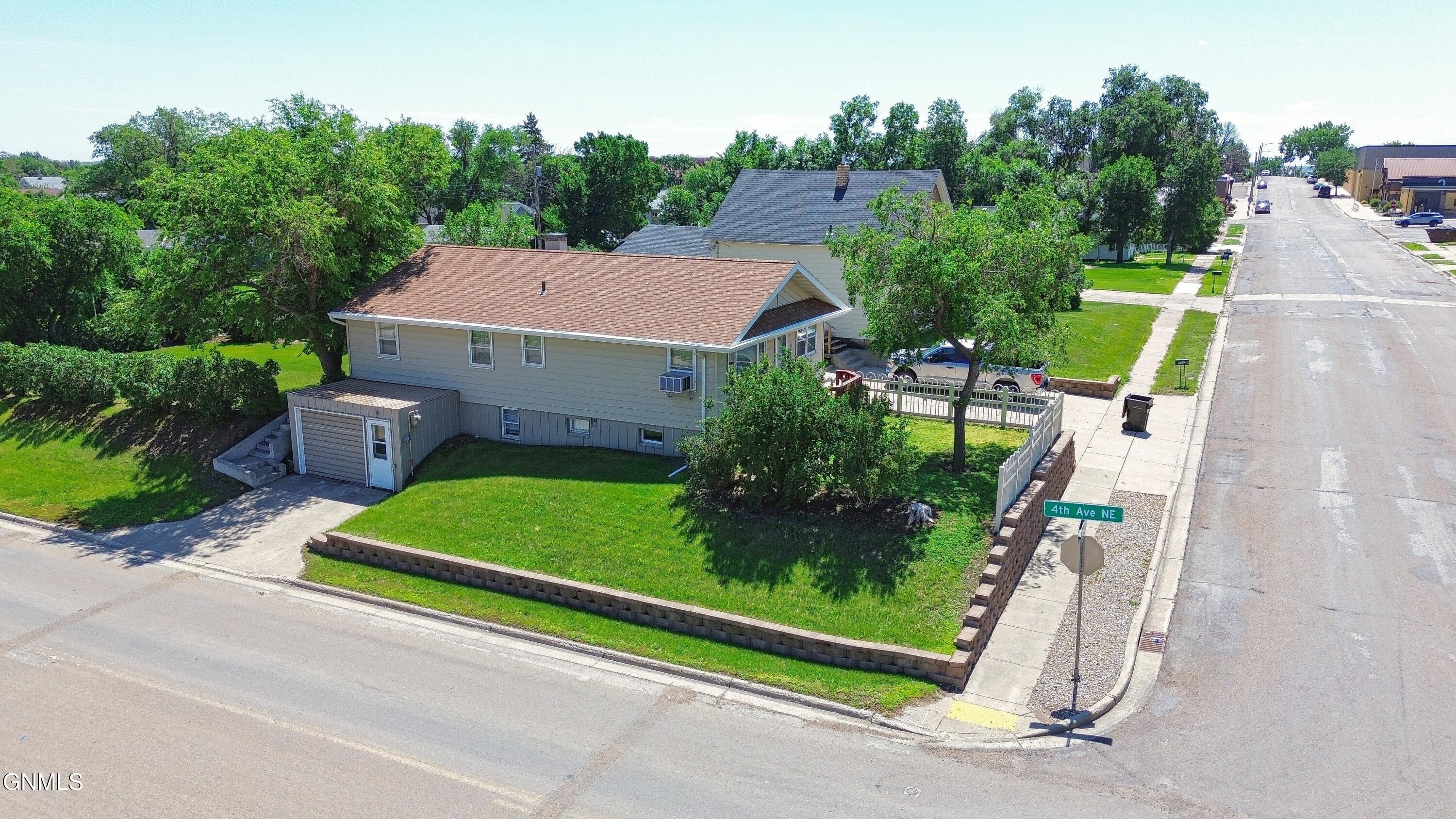 main property photo 89