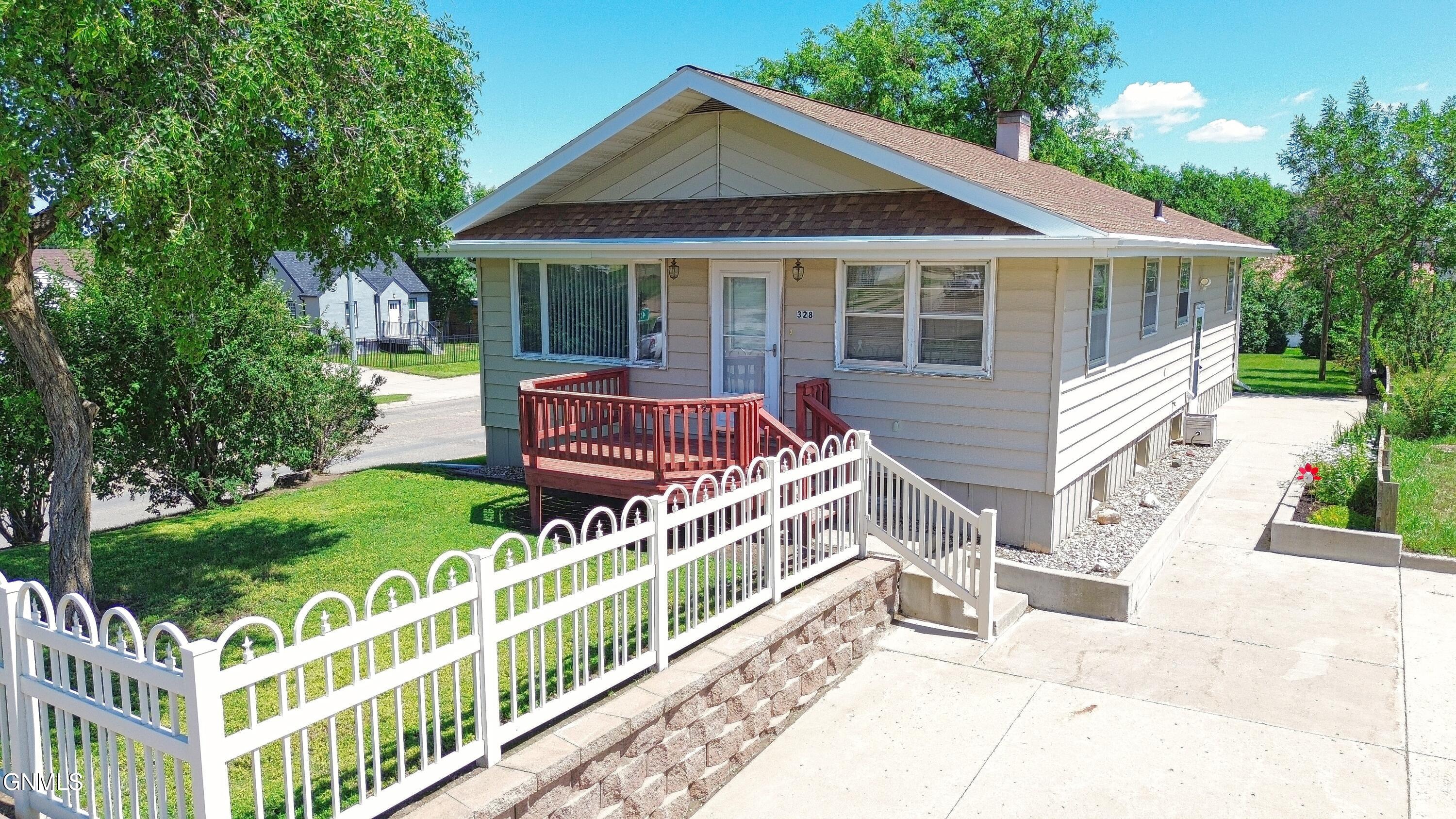 main property photo 99