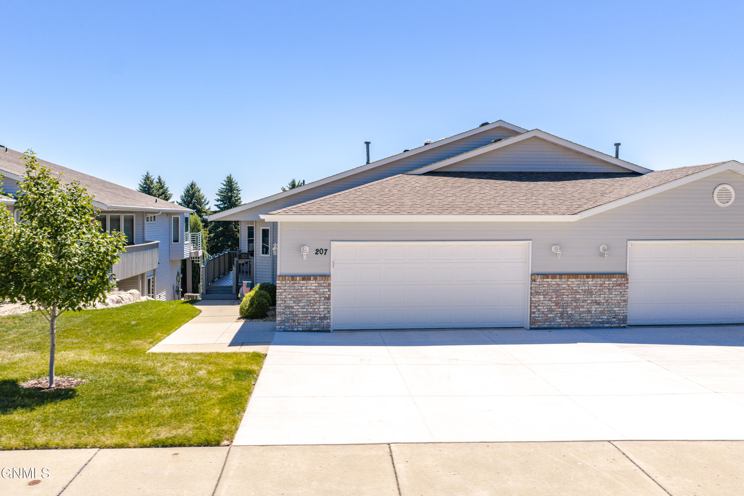 main property photo 61