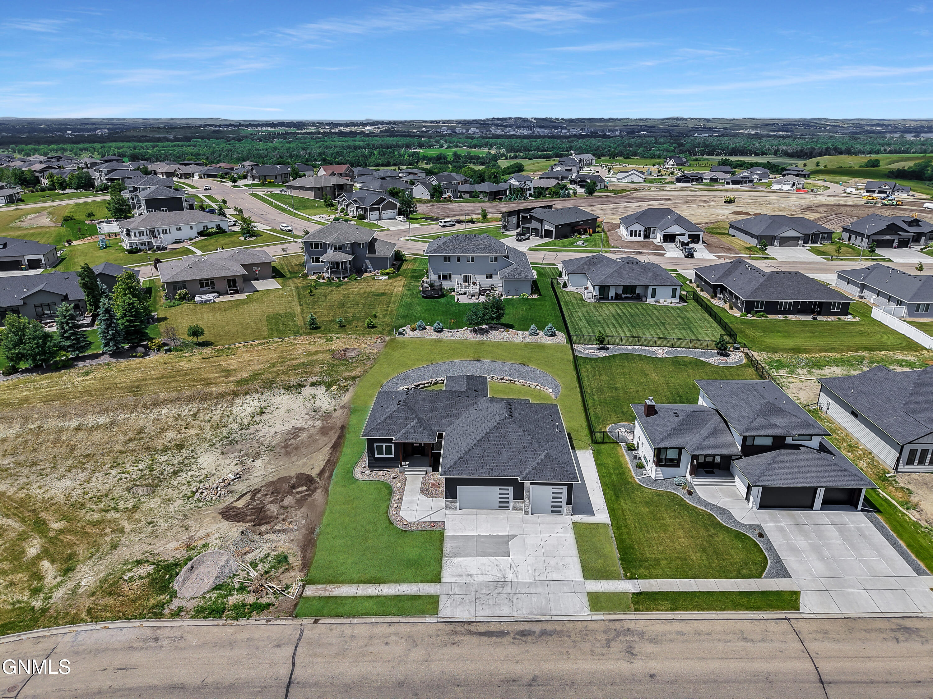 main property photo 43