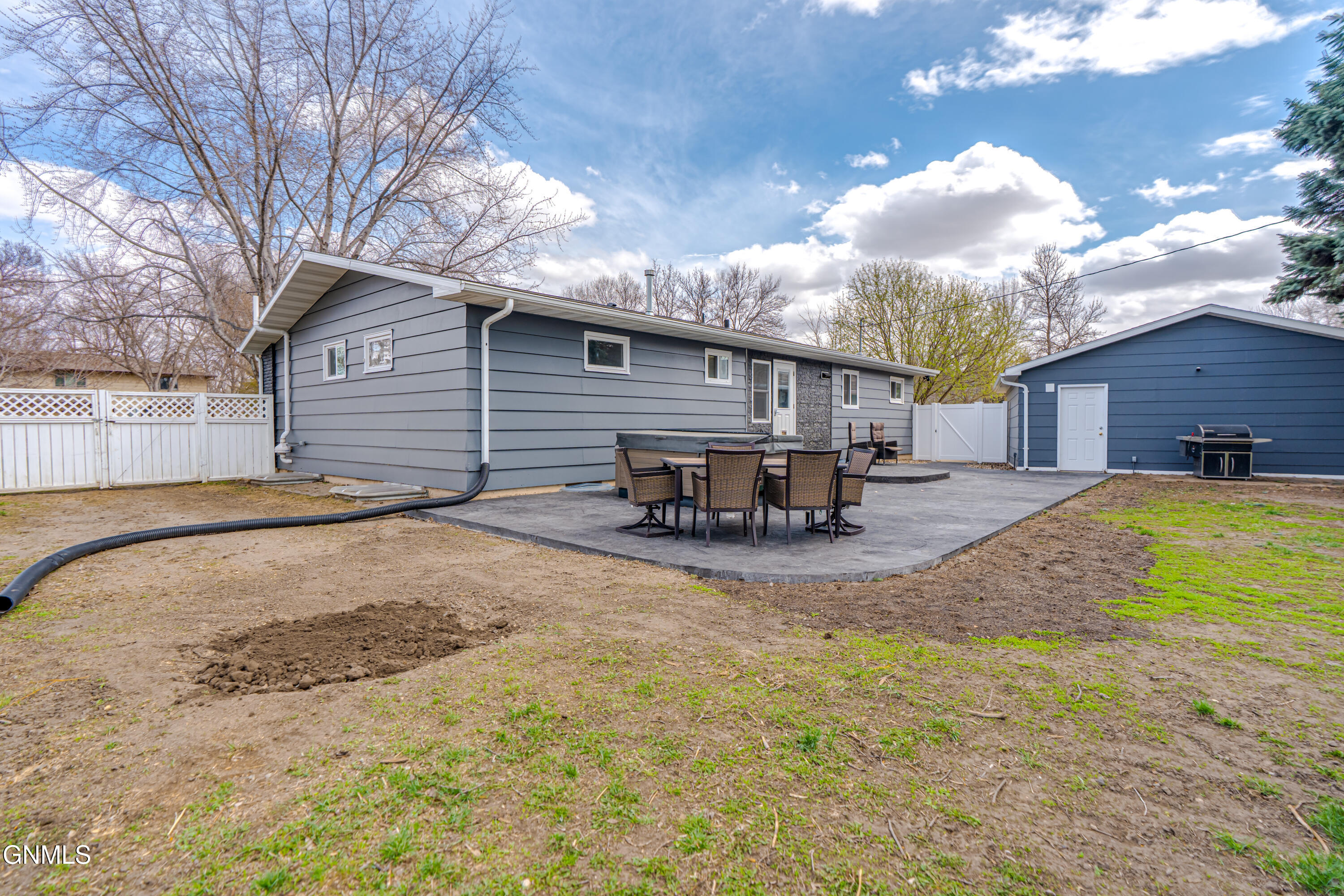 main property photo 71