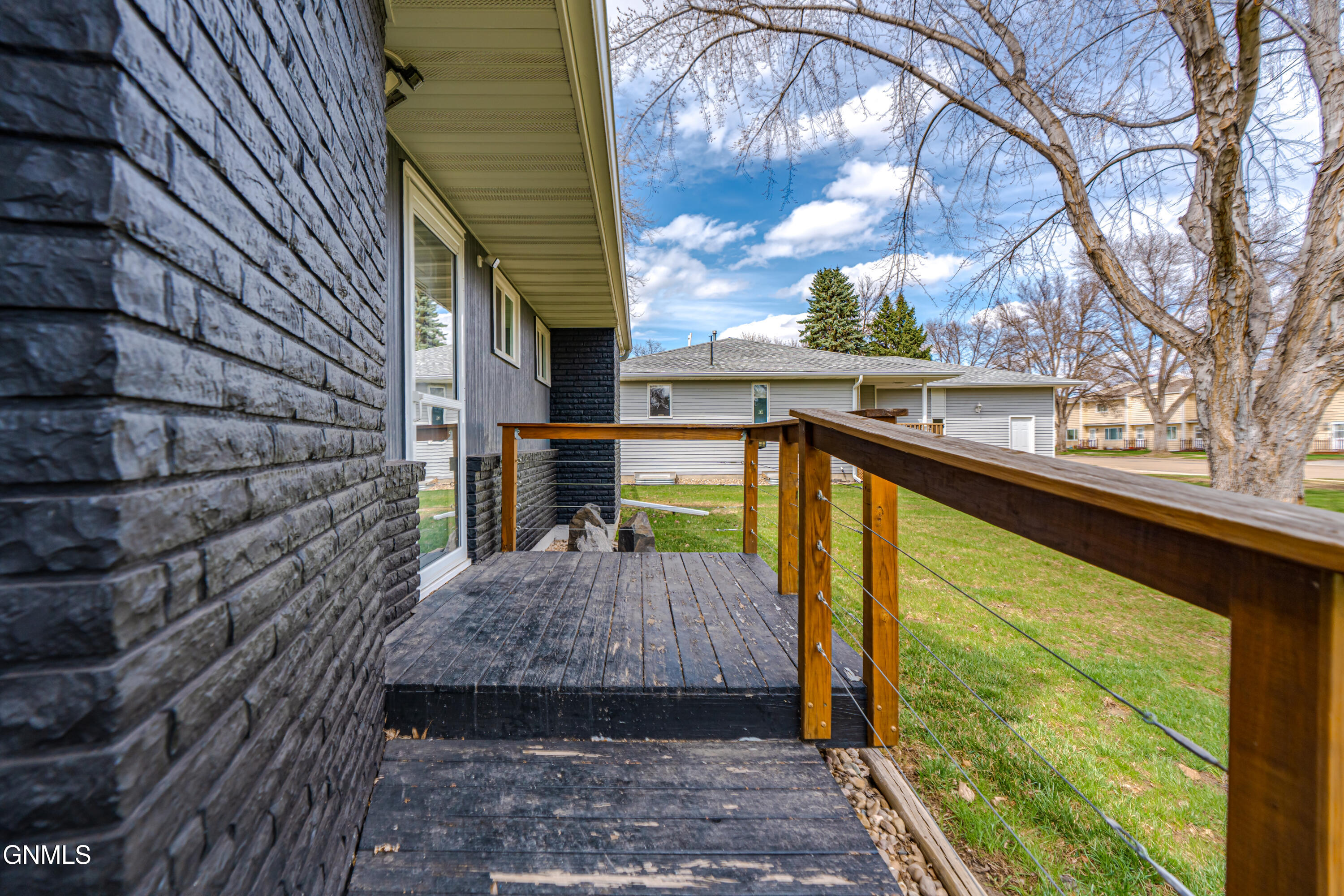main property photo 78