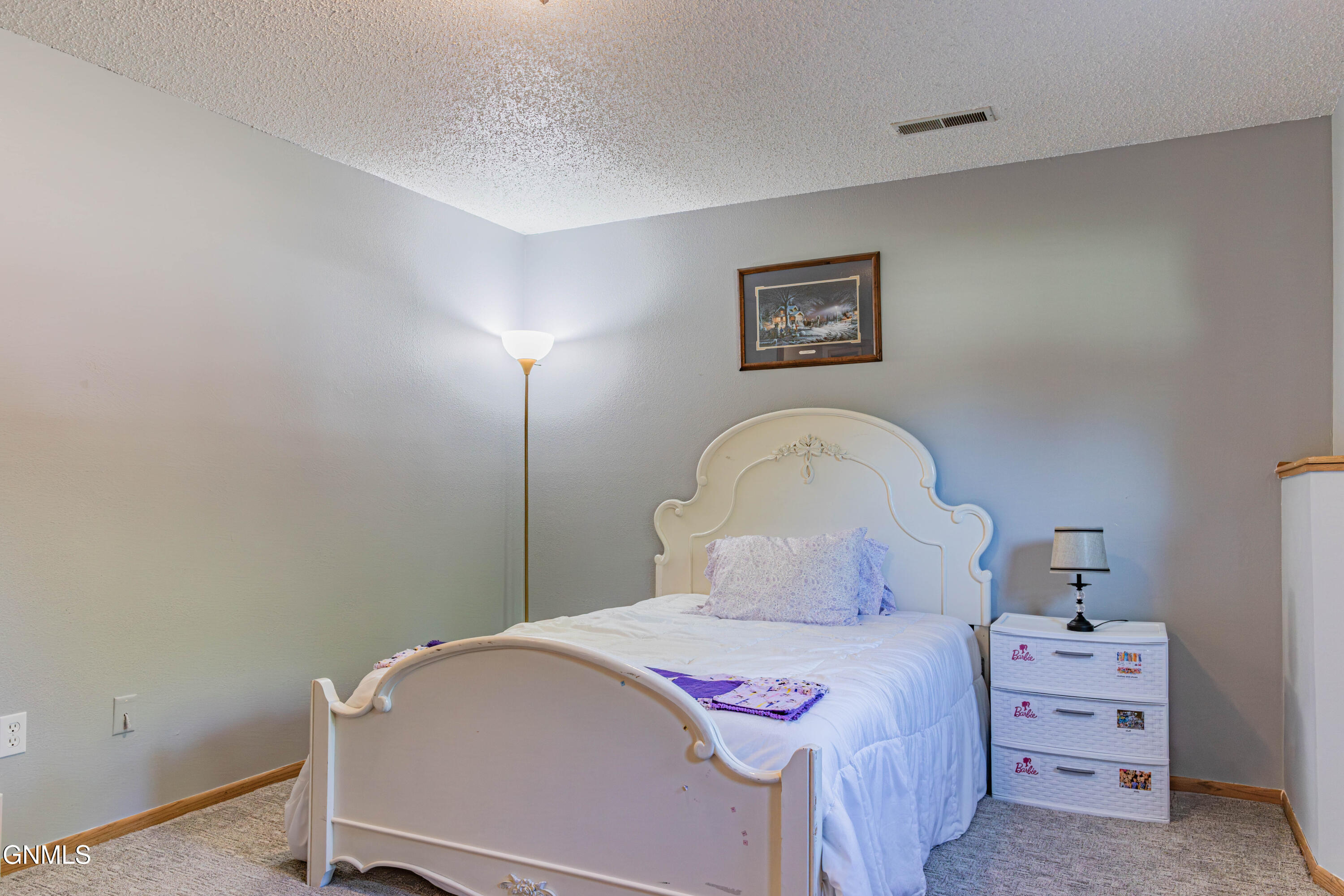 main property photo 78