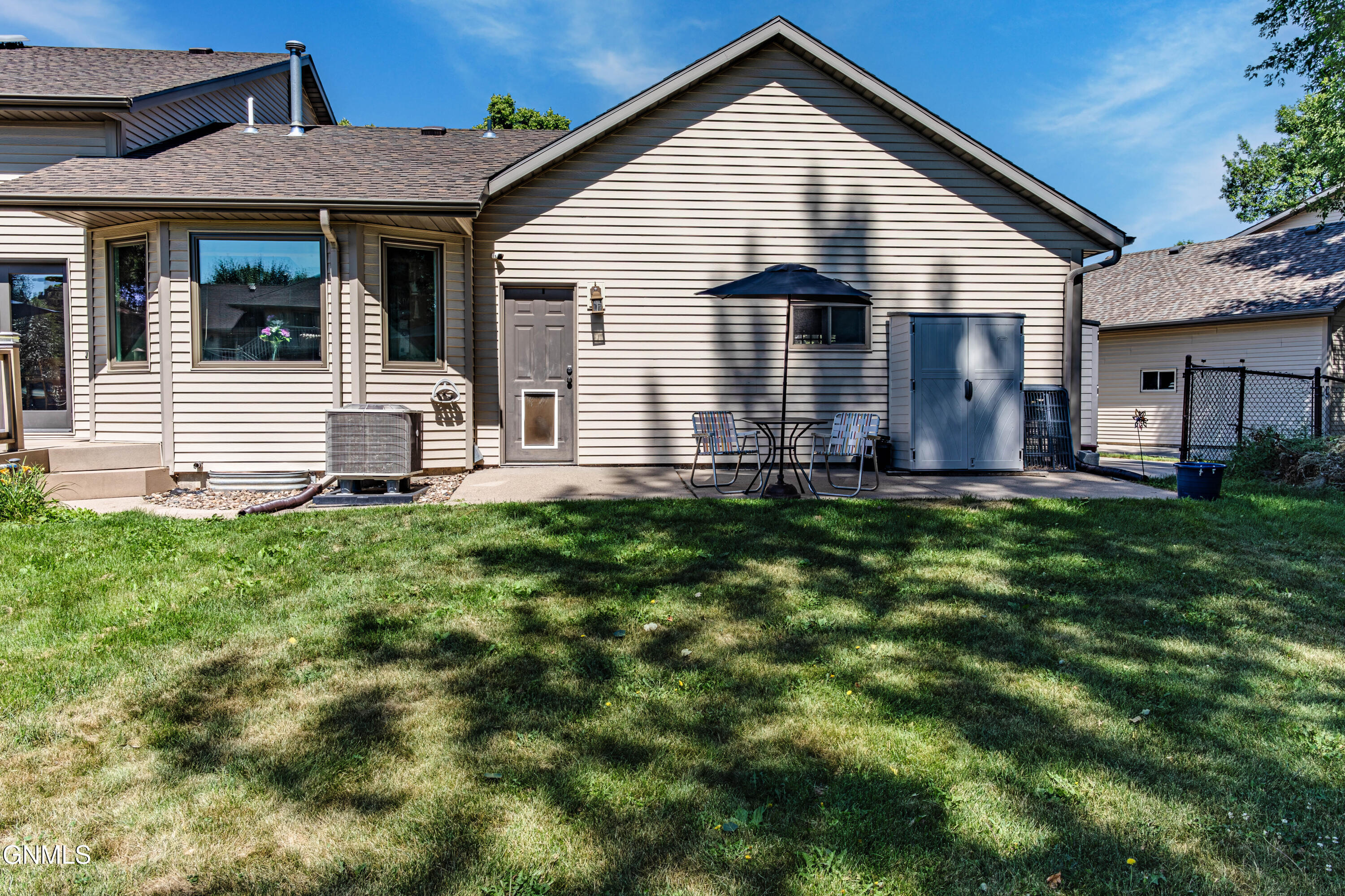 main property photo 95