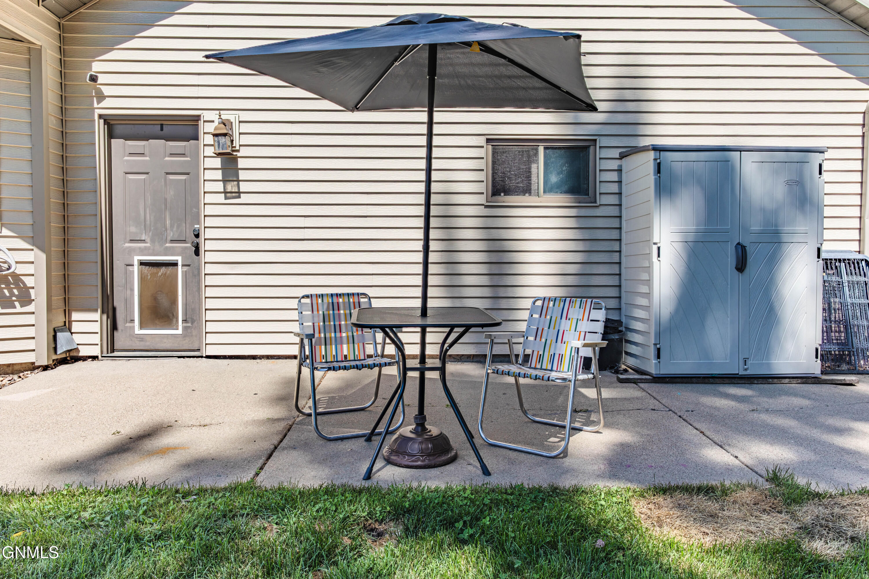 main property photo 98