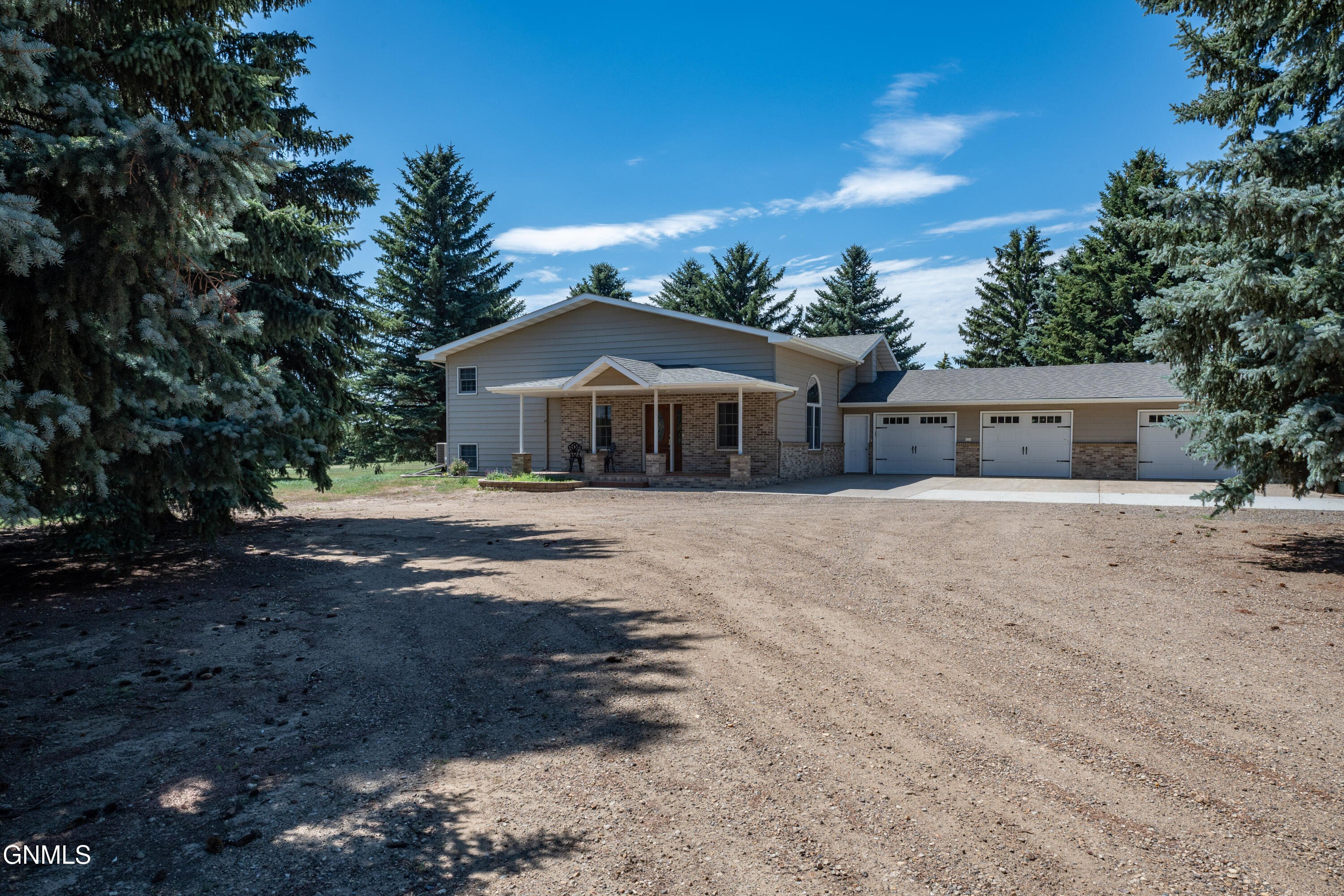 main property photo 54