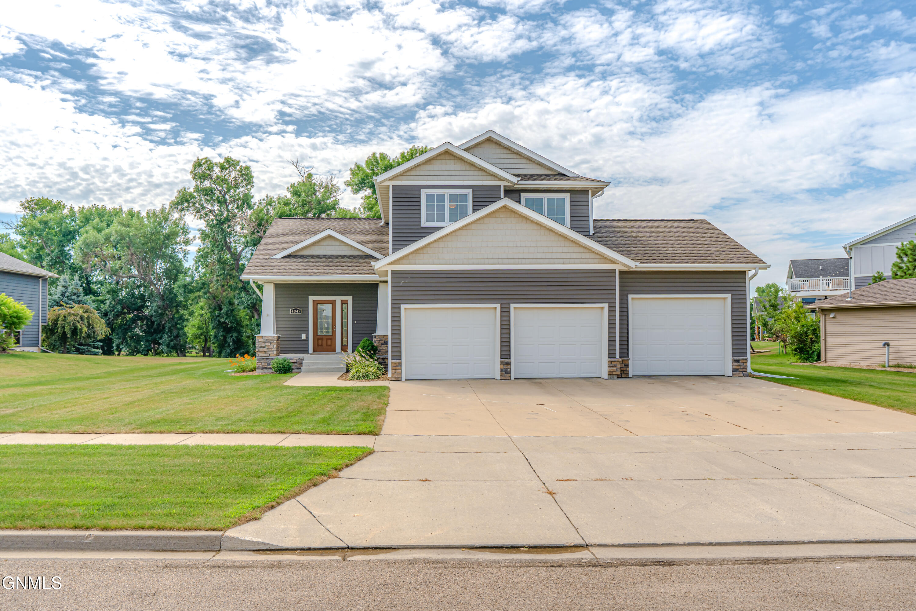 main property photo 67